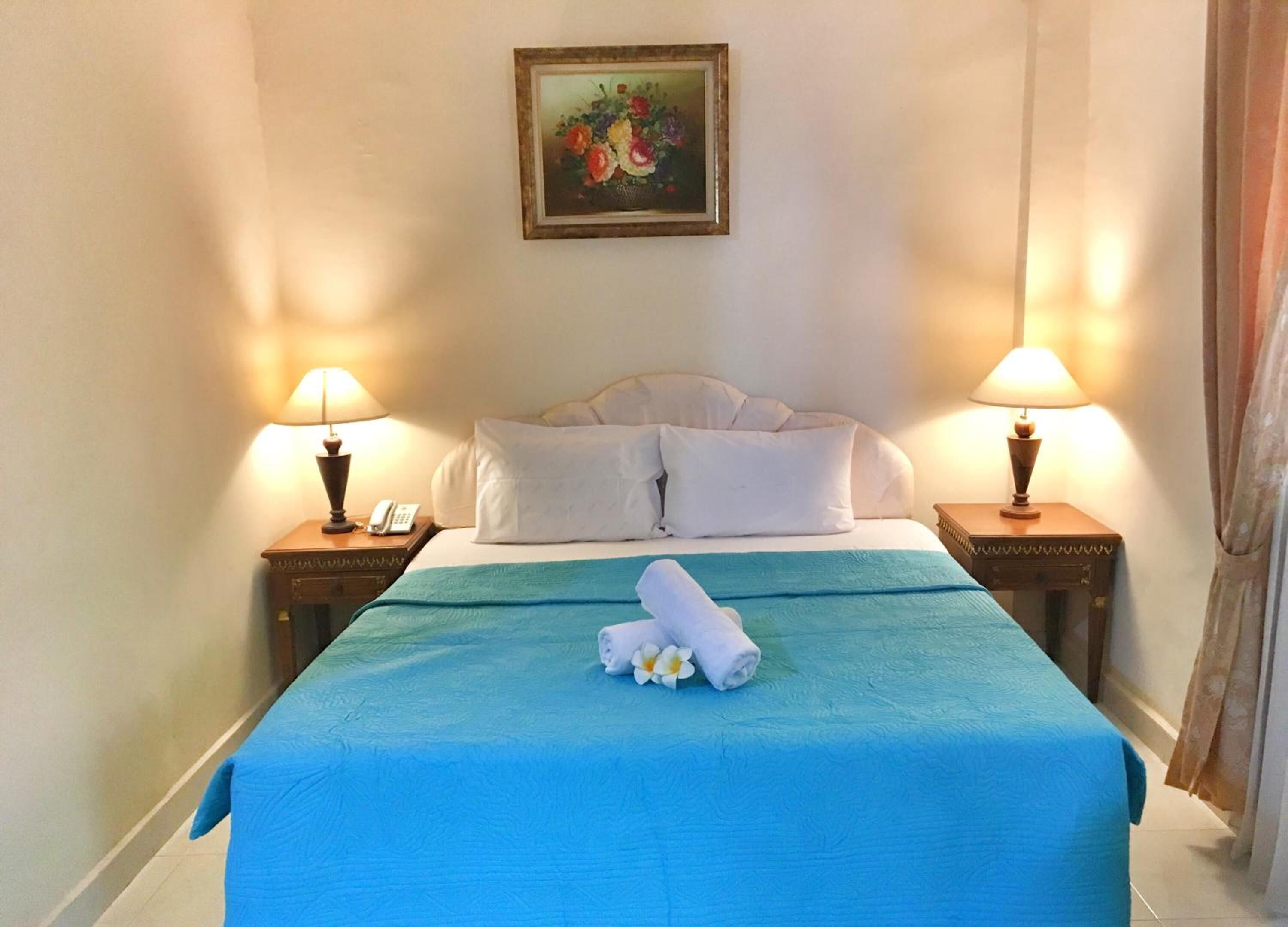 At The Beach Candidasa