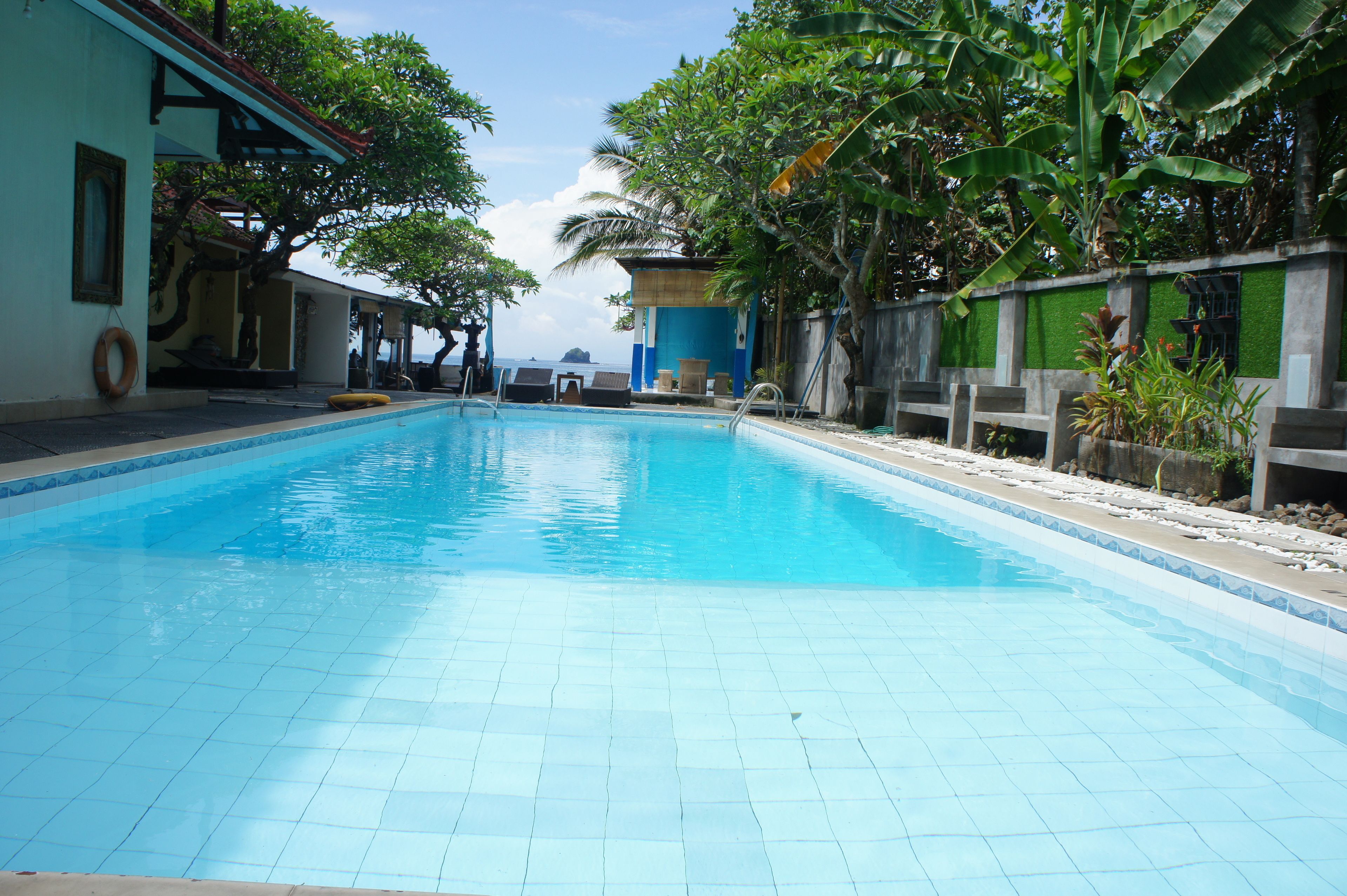 At The Beach Candidasa