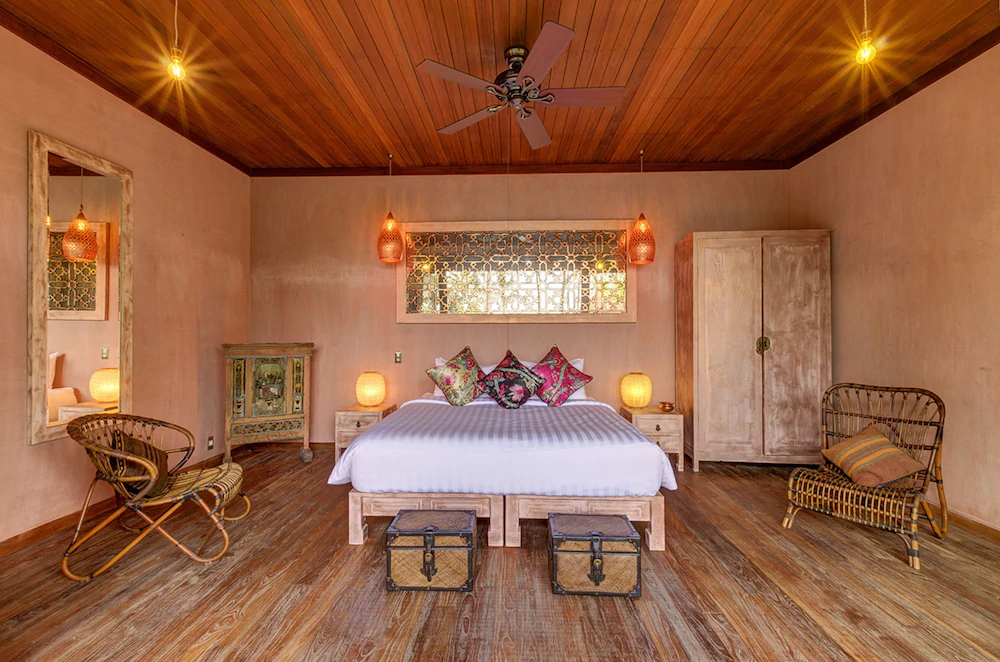 Villa Manis Beachfront