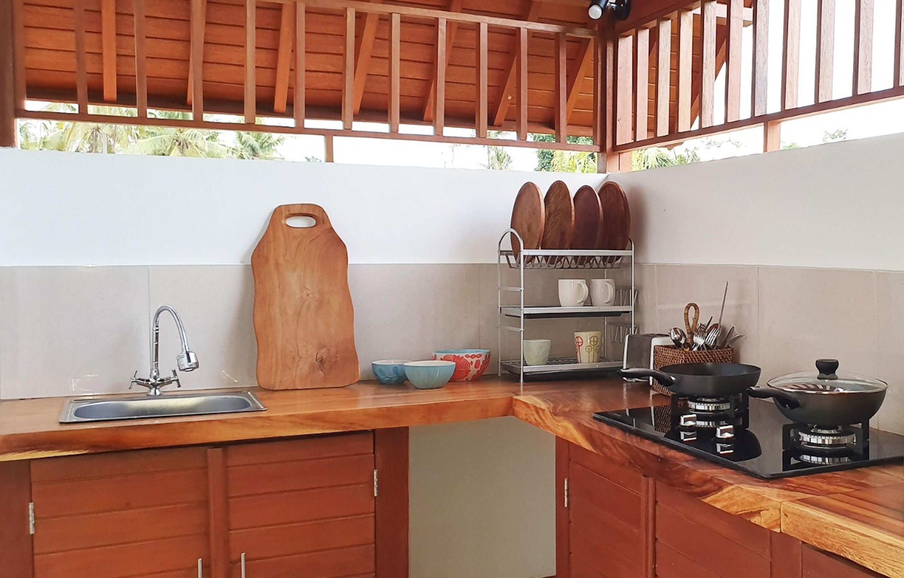 Green Coconut Cottage