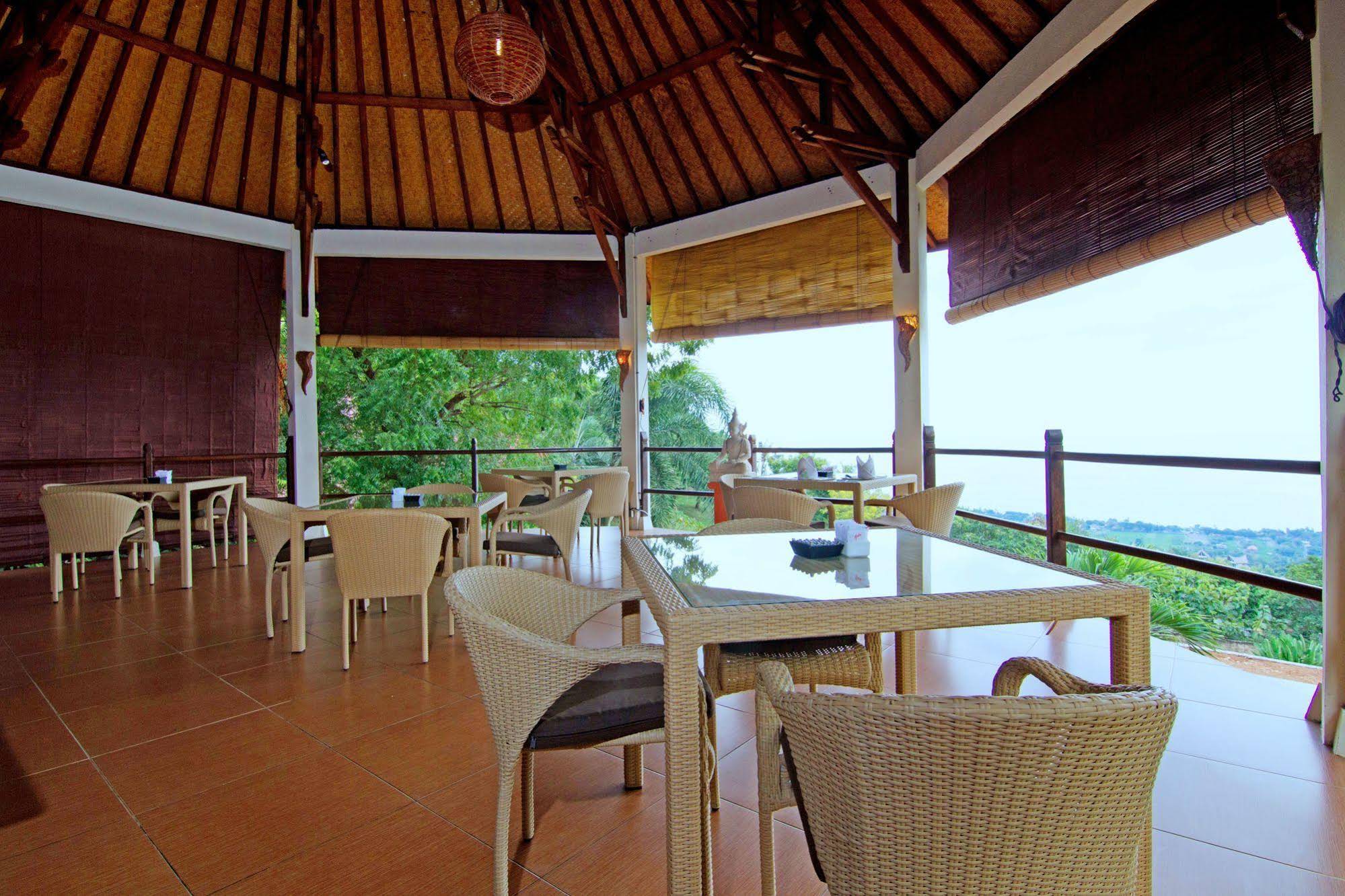 ZEN Rooms Air Terjun Sing - Sing