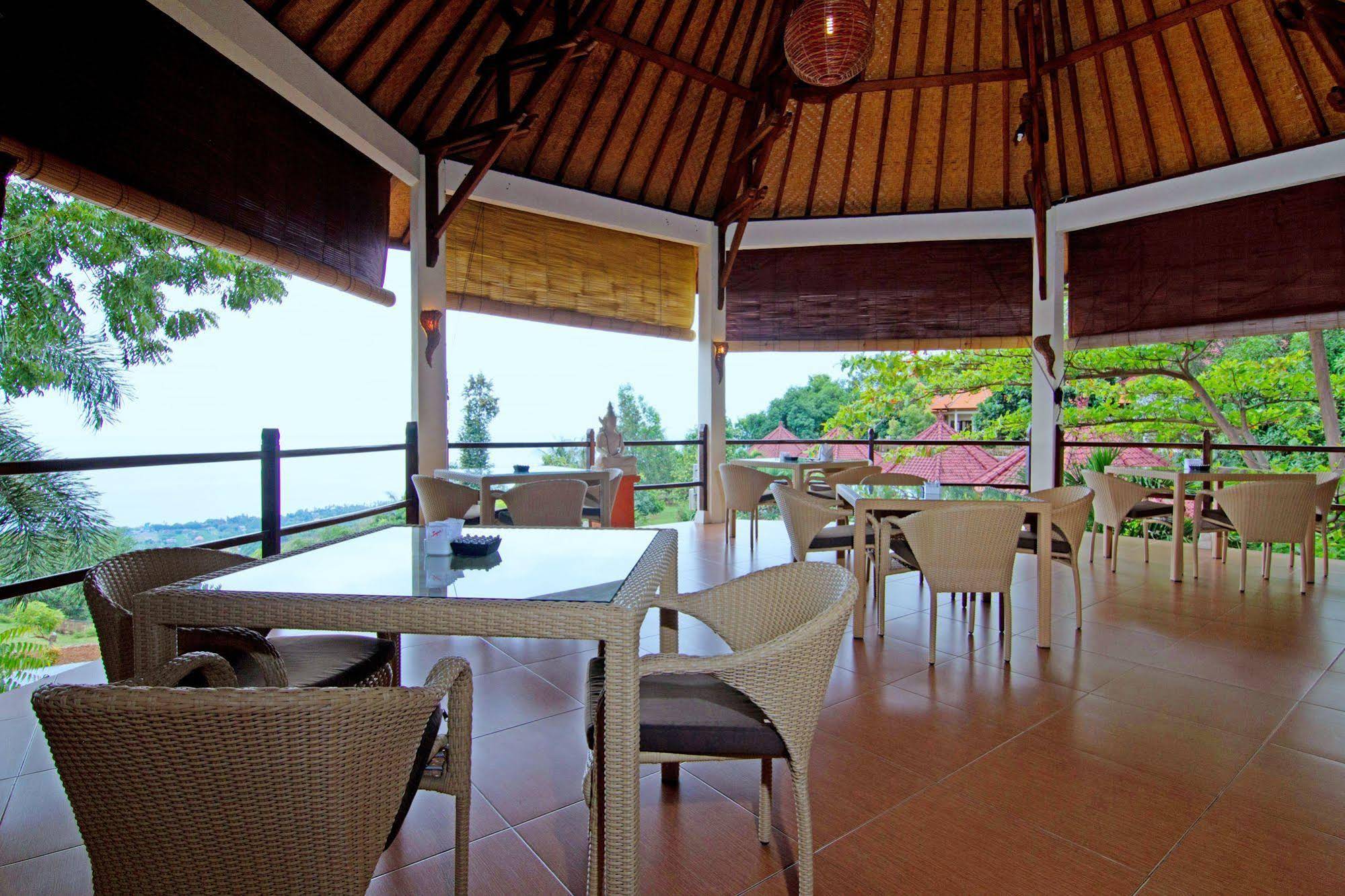 ZEN Rooms Air Terjun Sing - Sing