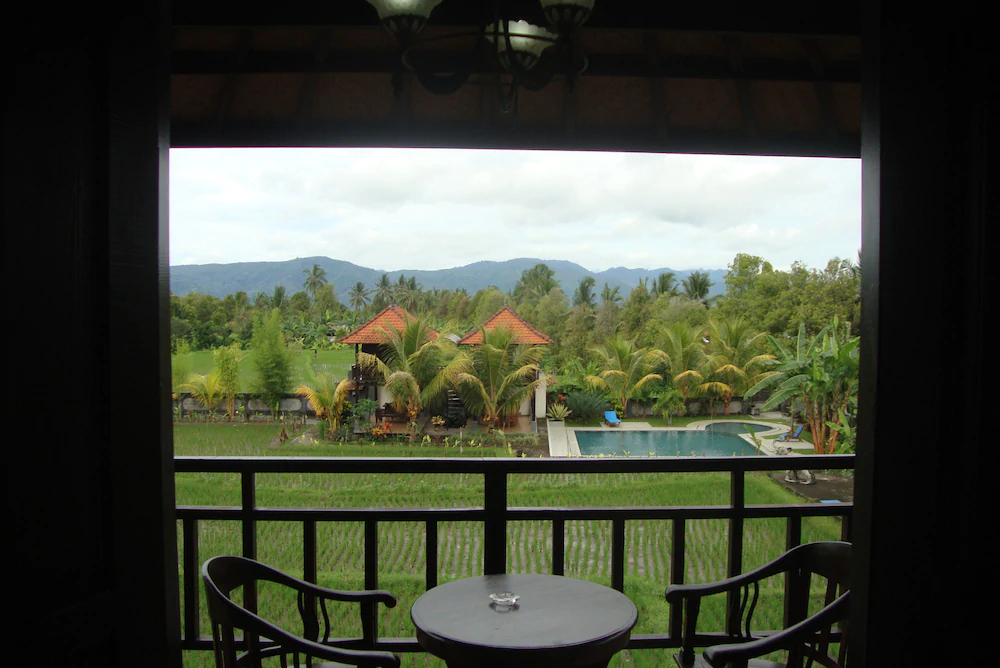 Atres Villa