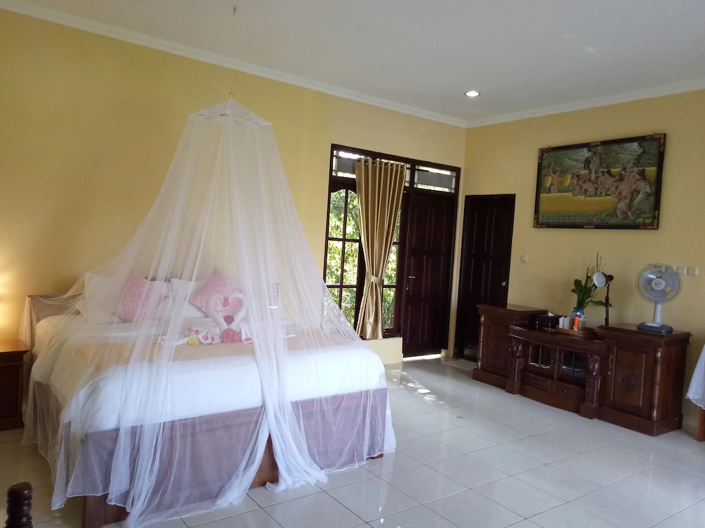Atres Villa