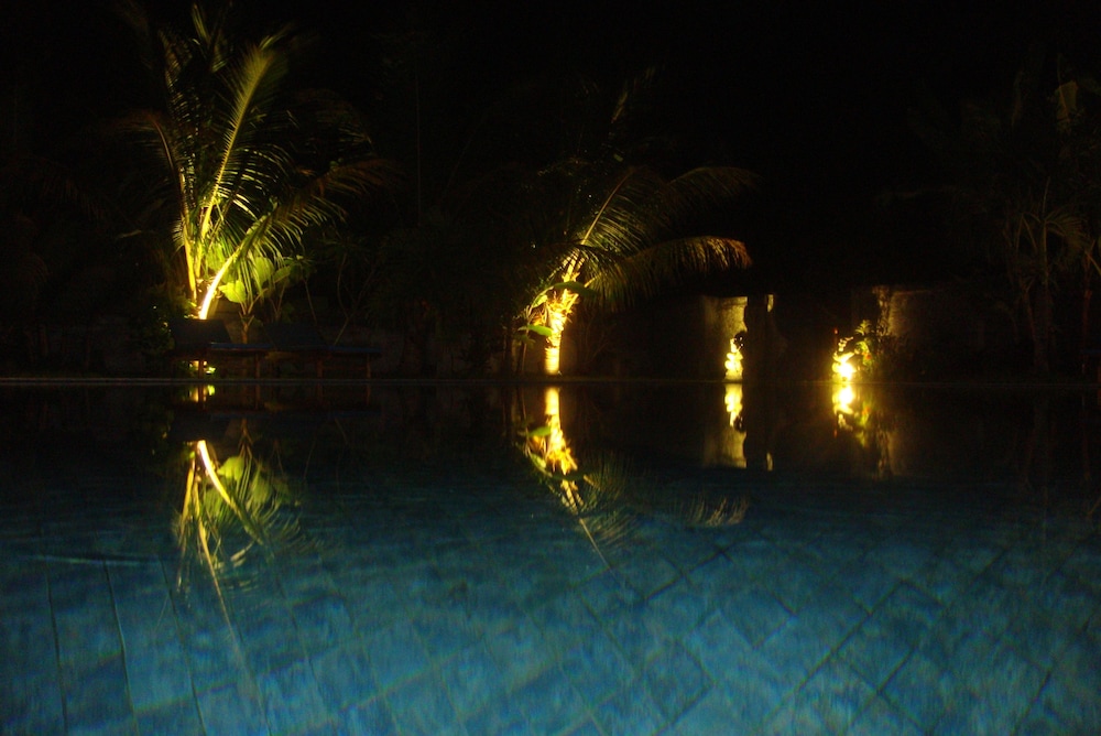 Atres Villa