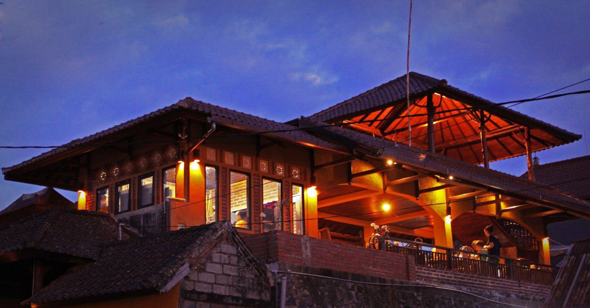Guru Ratna Homestay