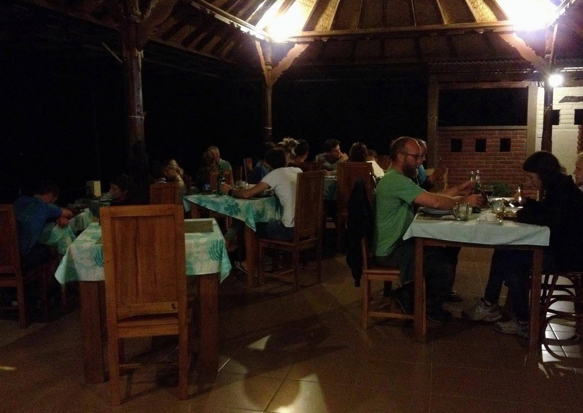 Karang Sari Guesthouse & Restaurant