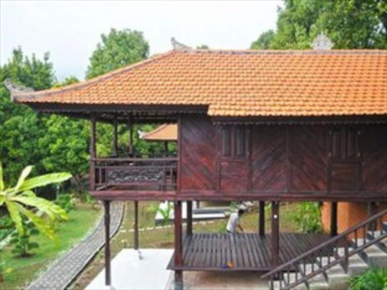 Melanting Cottages and Restaurant