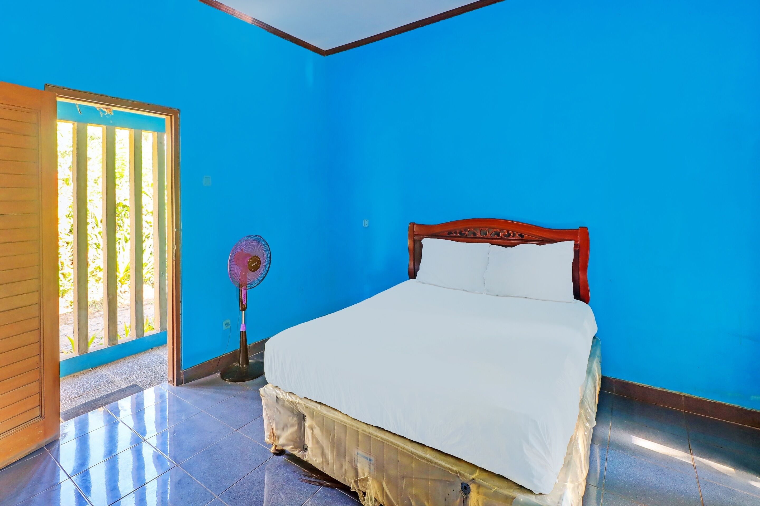 Hotel Mustika by OYO