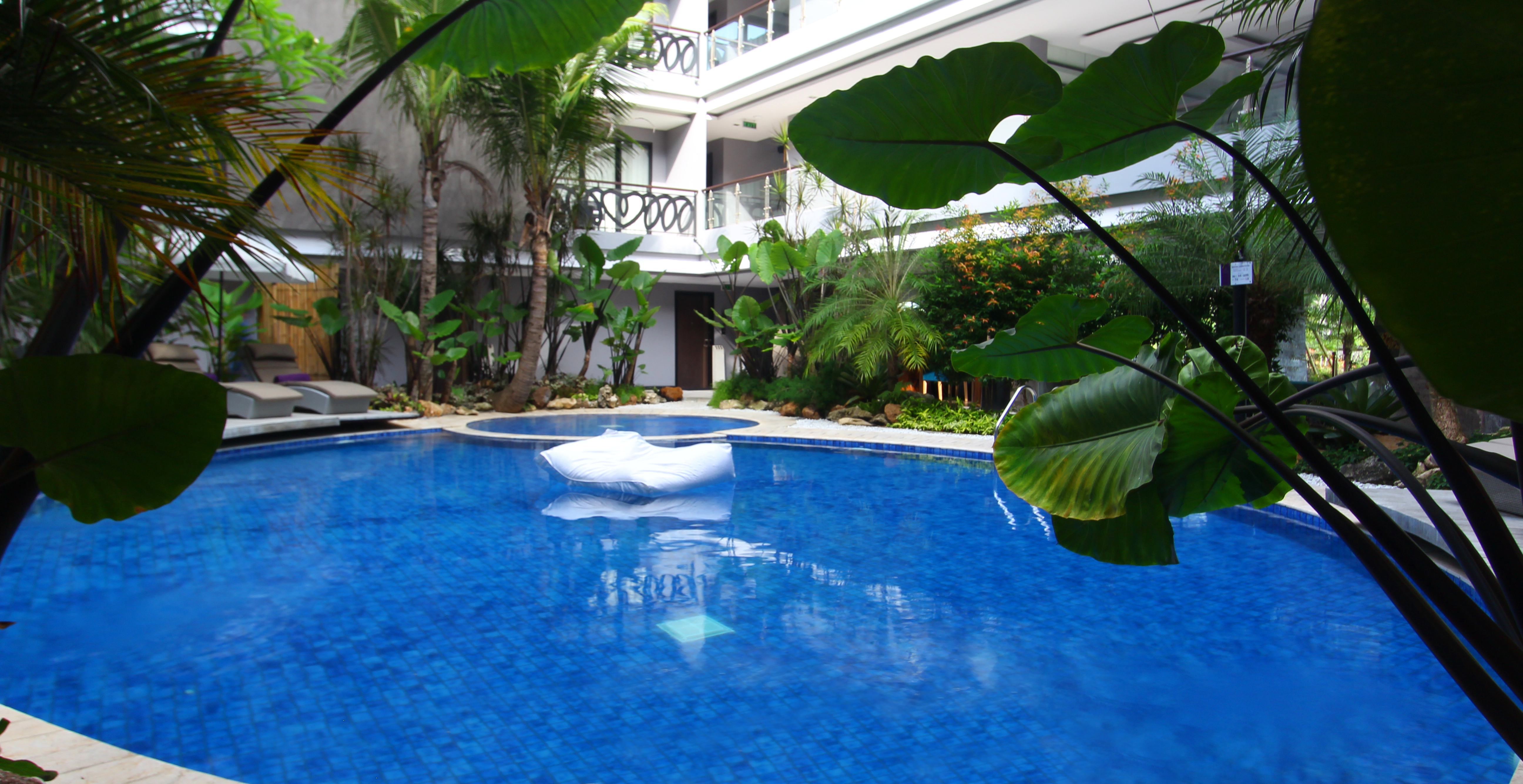 Amaroossa Suite Bali