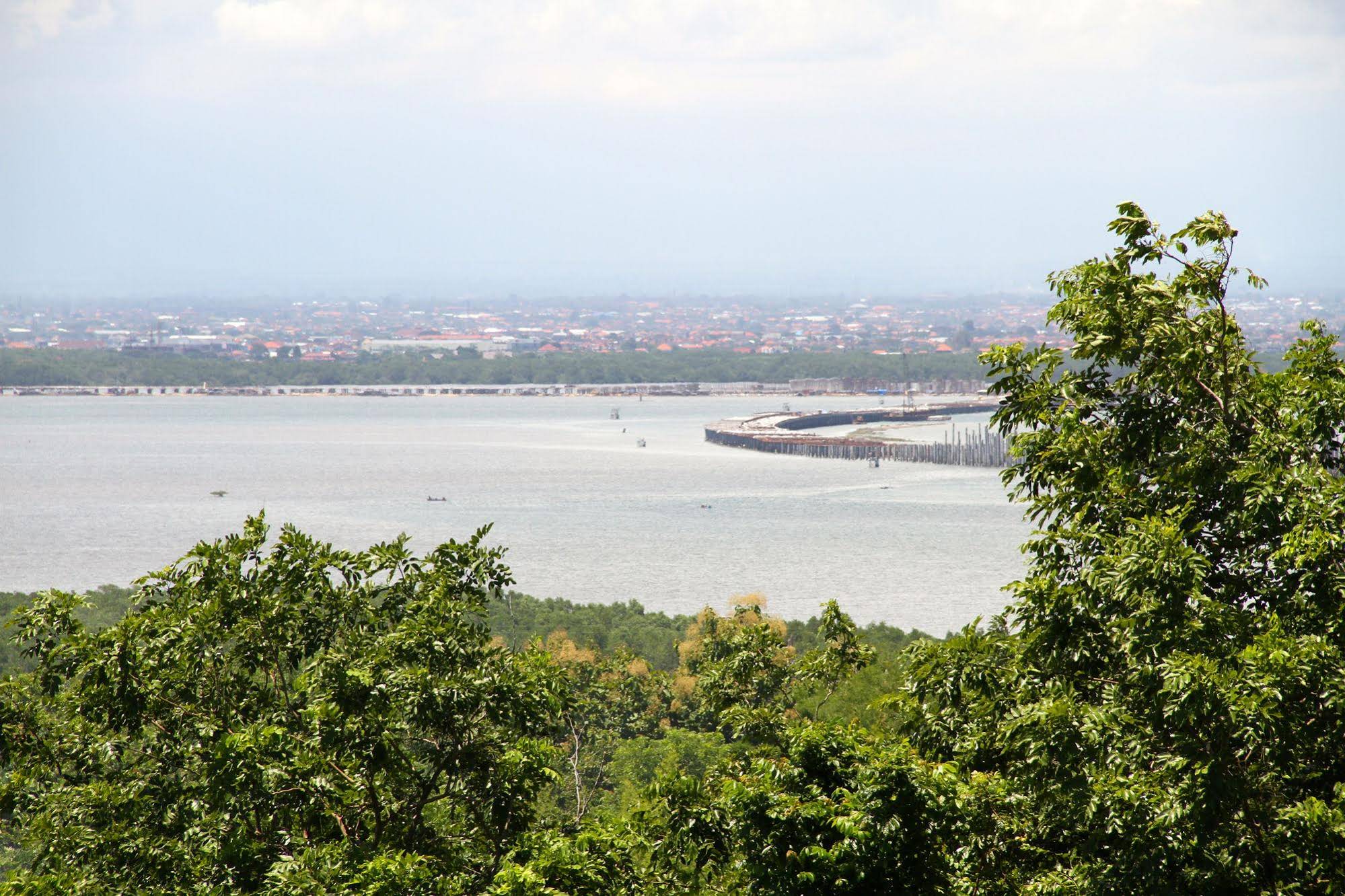 Jimbaran Cliffs Private Hotel And Spa