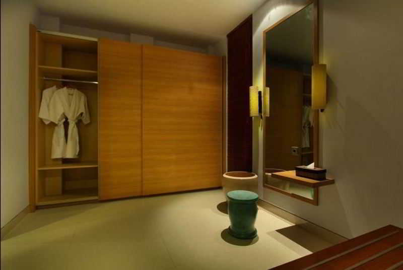 Majestic Point Villas