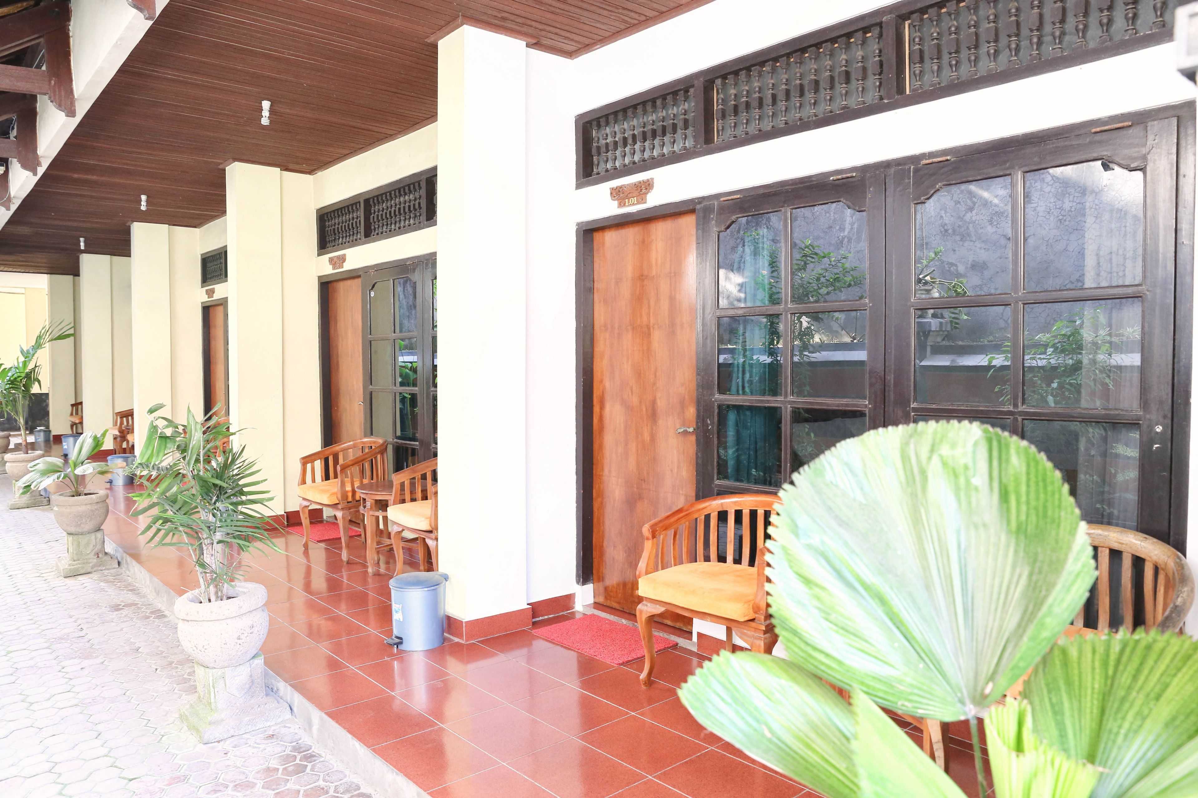 Rasa Sayang Beach Inn by RedDoorz