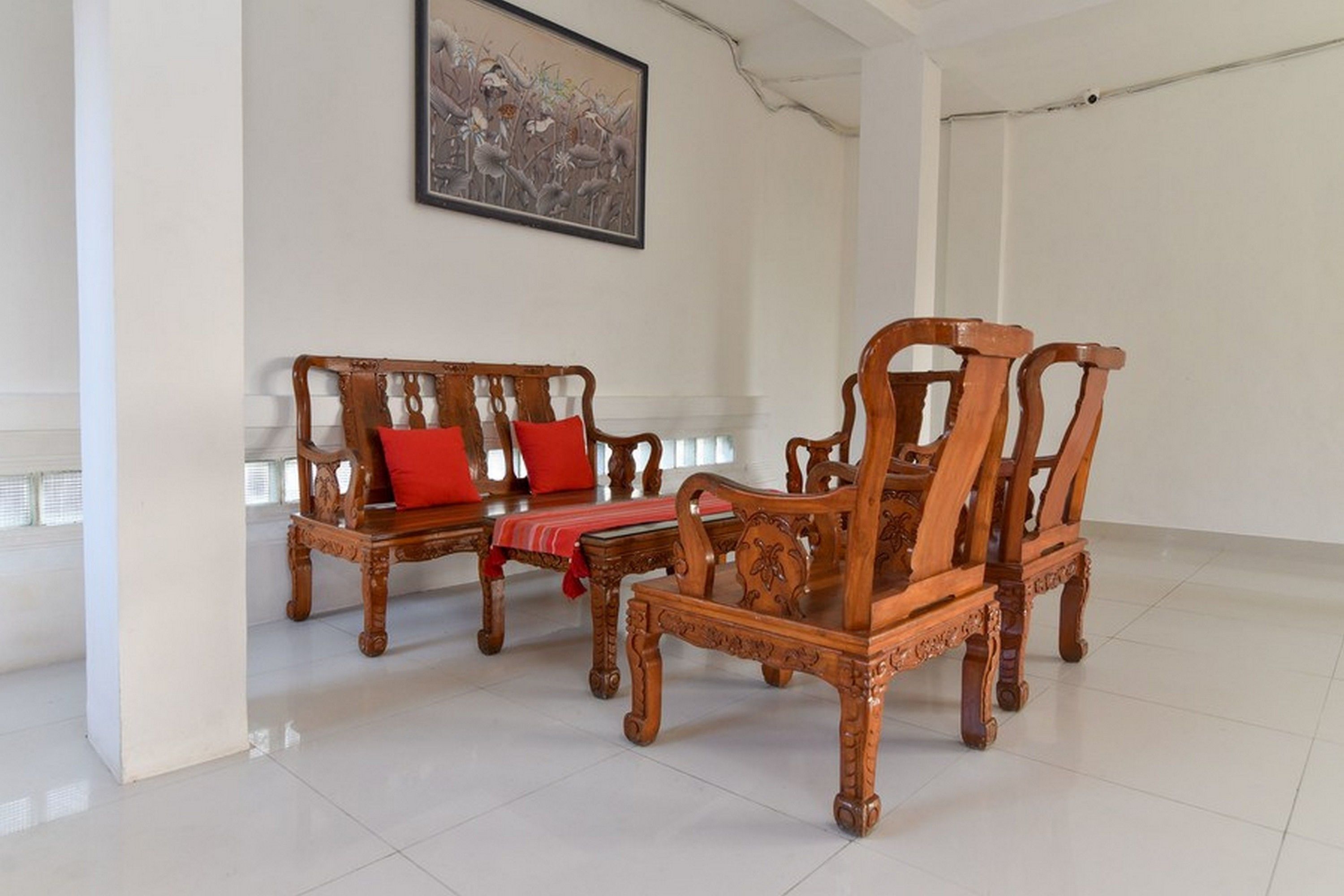Rasa Sayang Beach Inn by RedDoorz