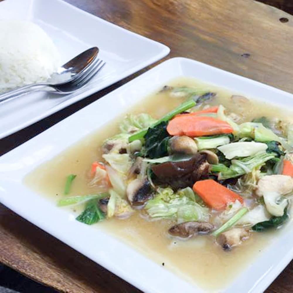 RedDoorz Near Jimbaran Beach