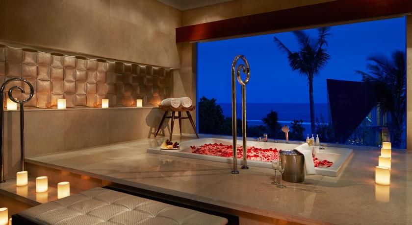 Samabe Bali Suites & Villas