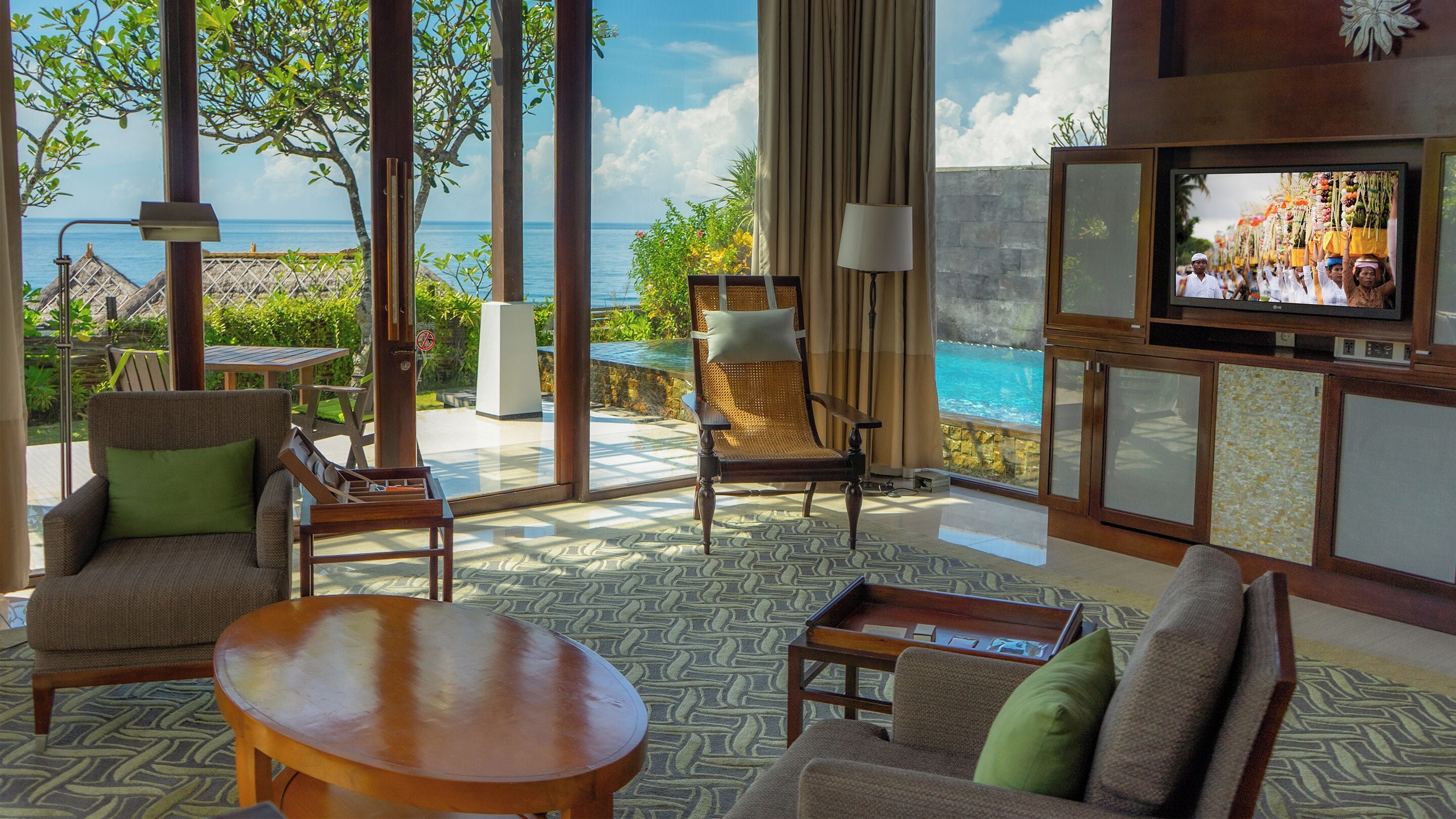 Samabe Bali Suites & Villas