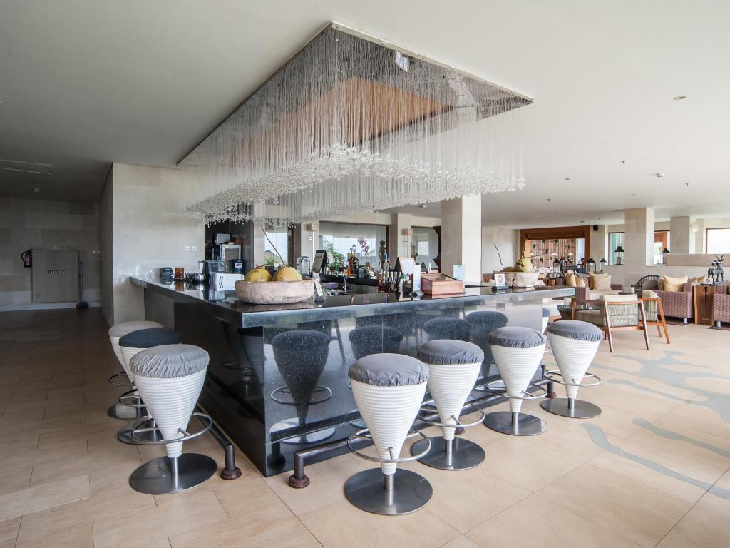 Samabe Bali Suites & Villas