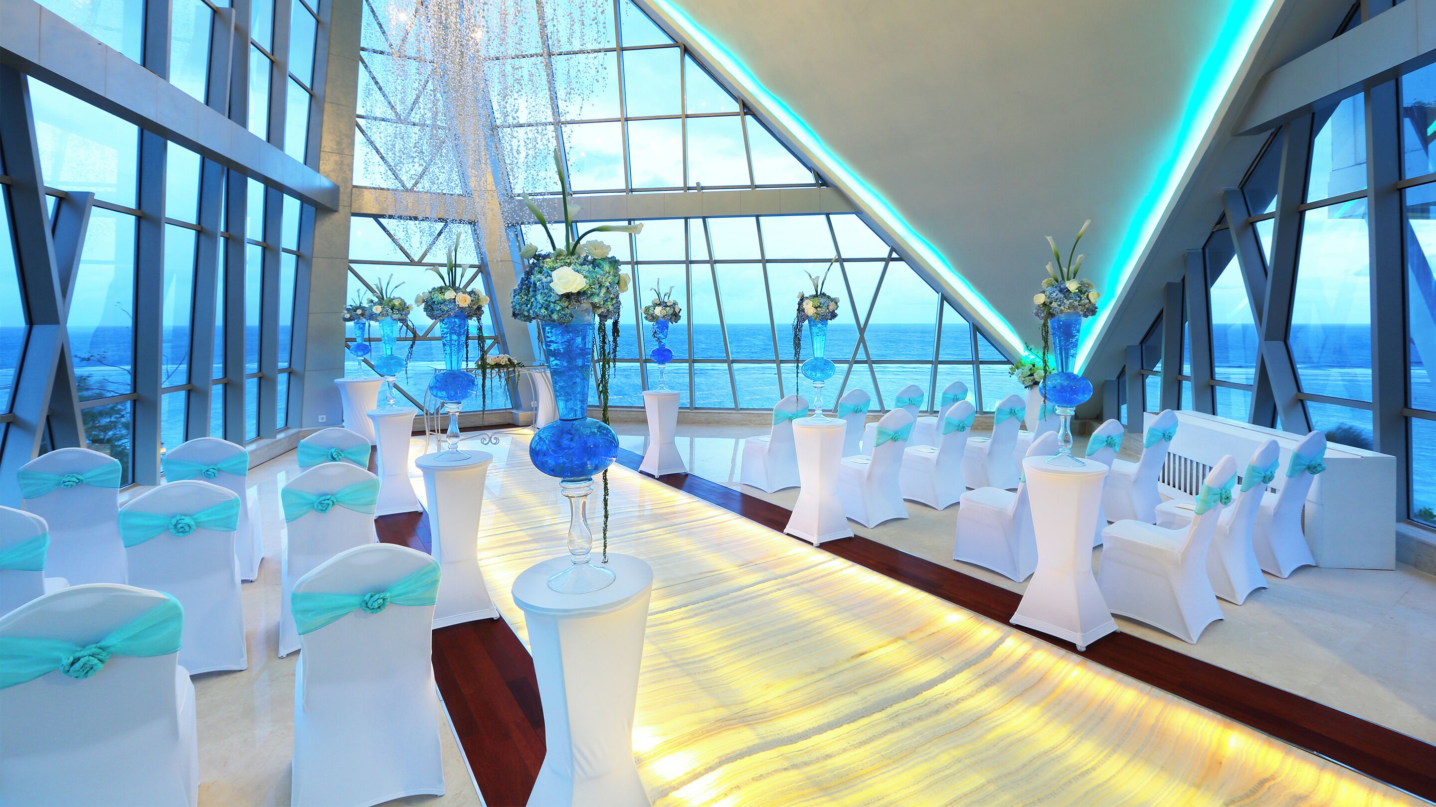 Samabe Bali Suites & Villas