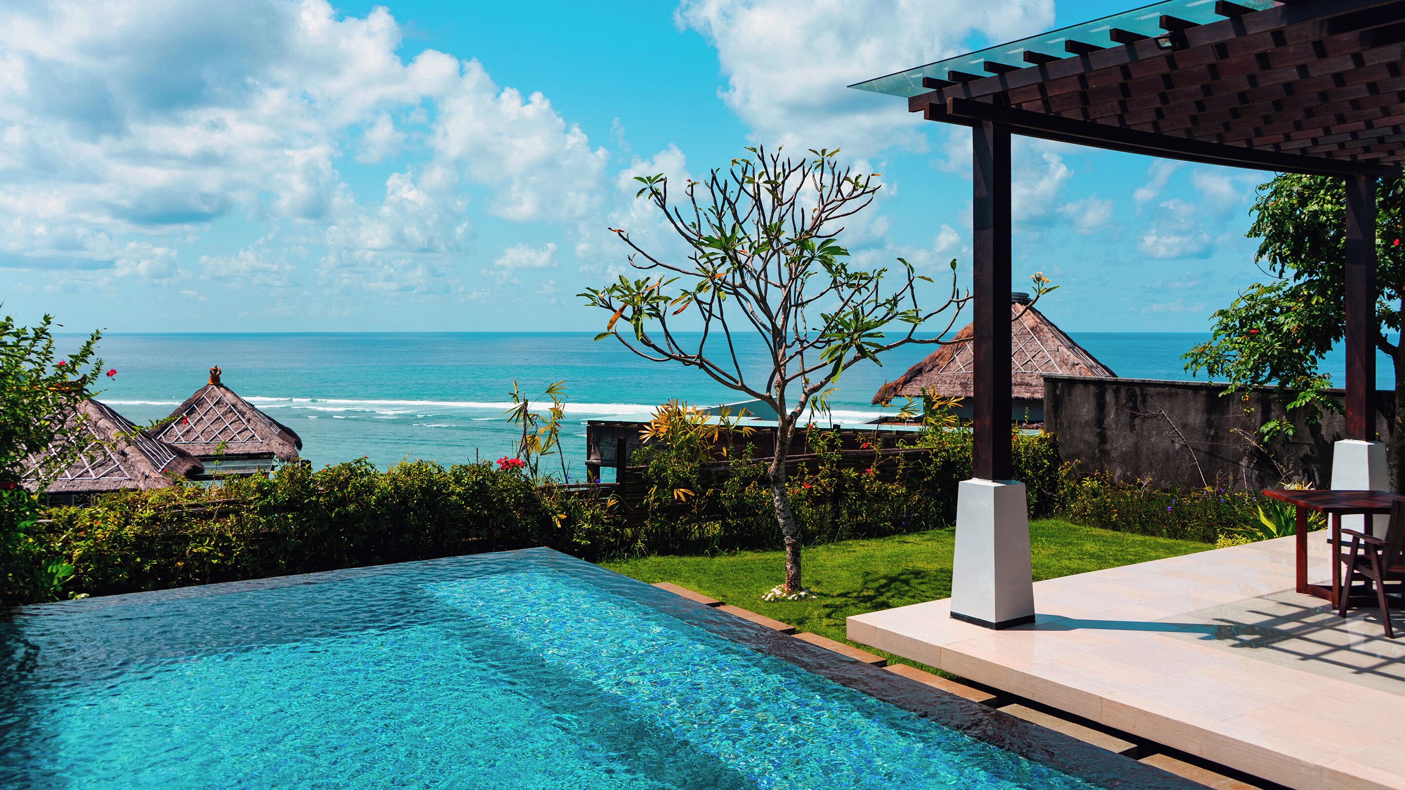 Samabe Bali Suites & Villas