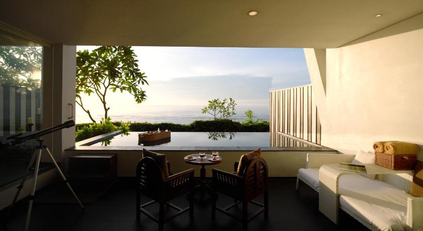 Samabe Bali Suites & Villas