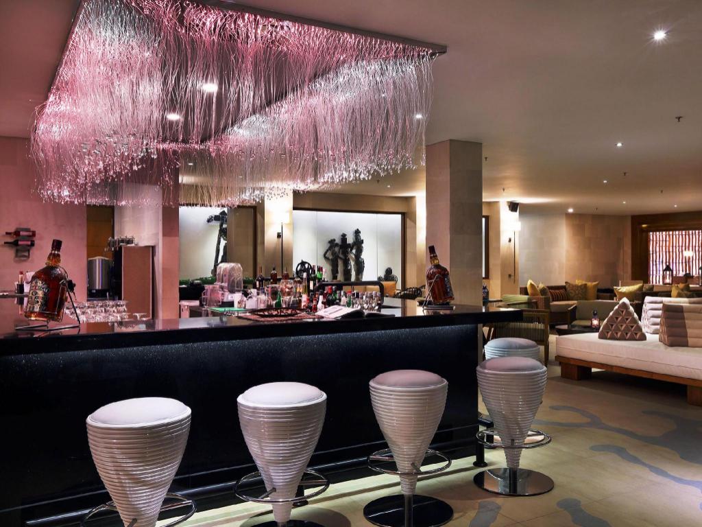 Samabe Bali Suites & Villas