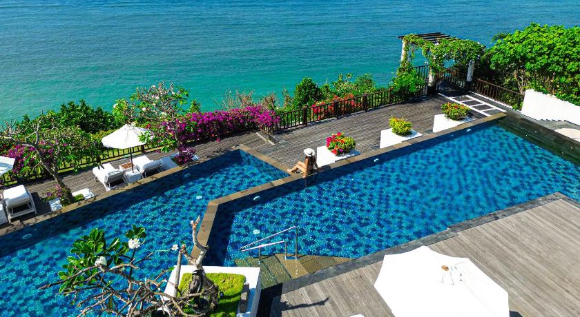 Samabe Bali Suites & Villas