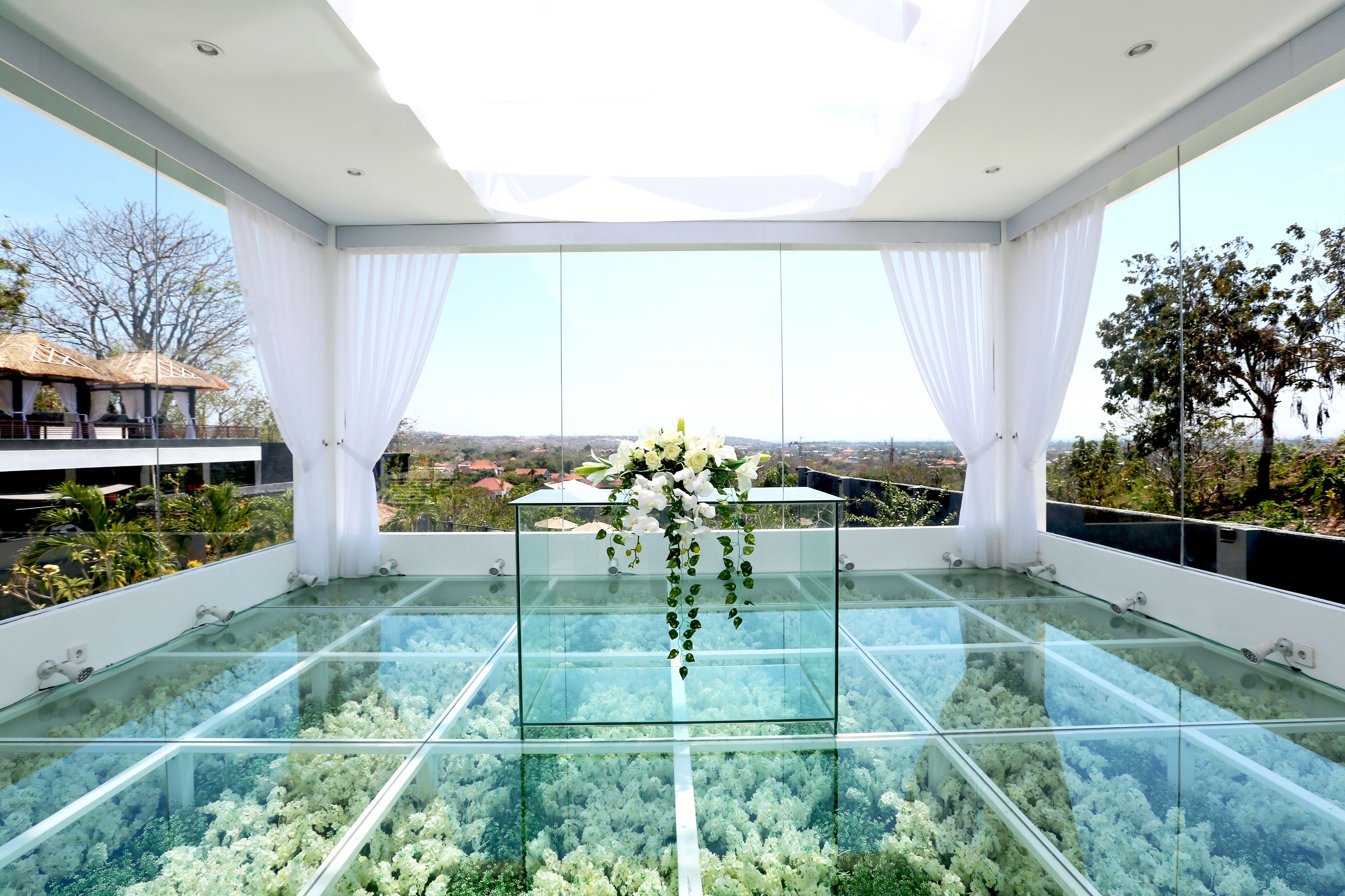 Luxotic Private Villa and Resort