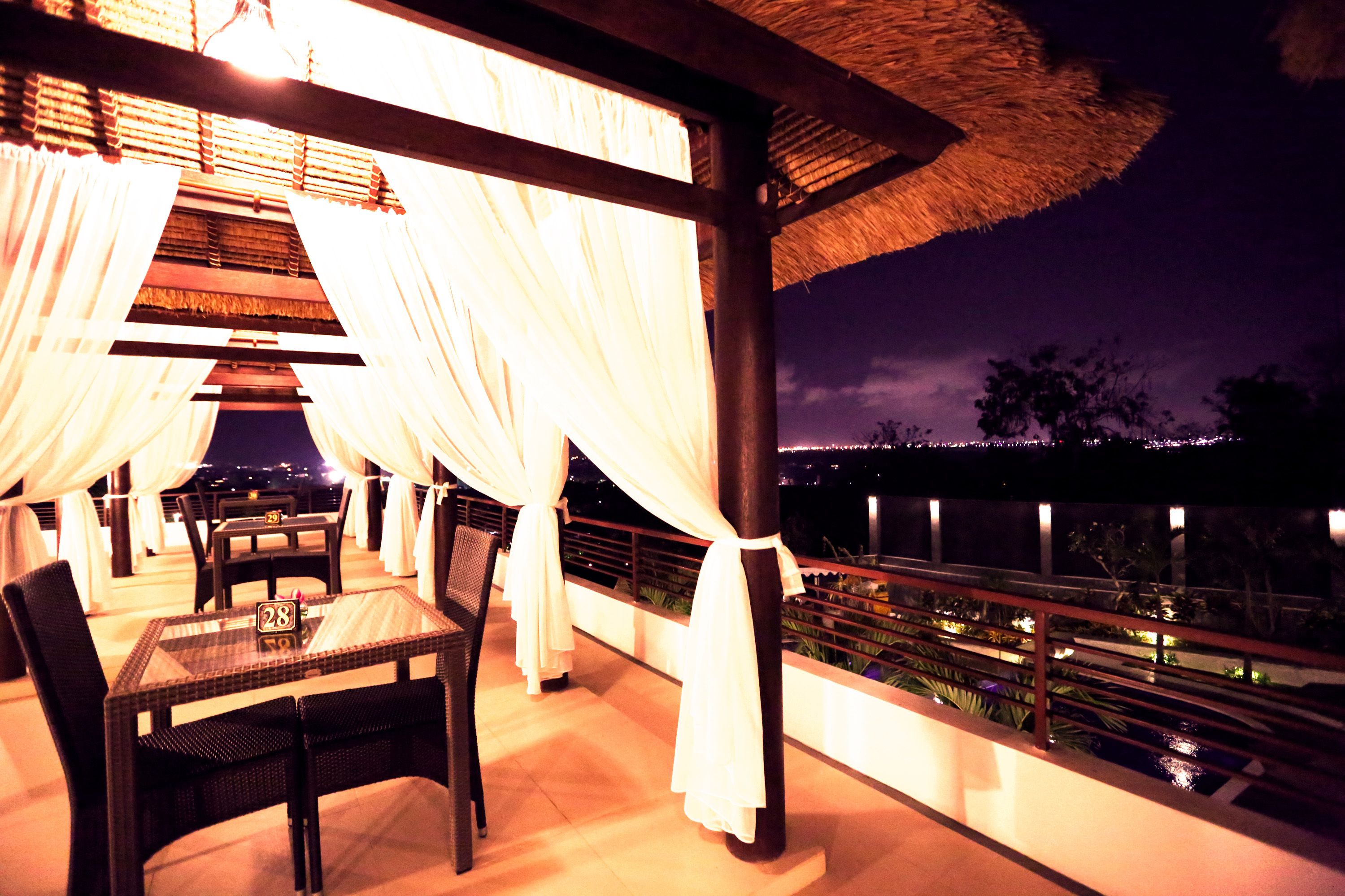 Luxotic Private Villa and Resort