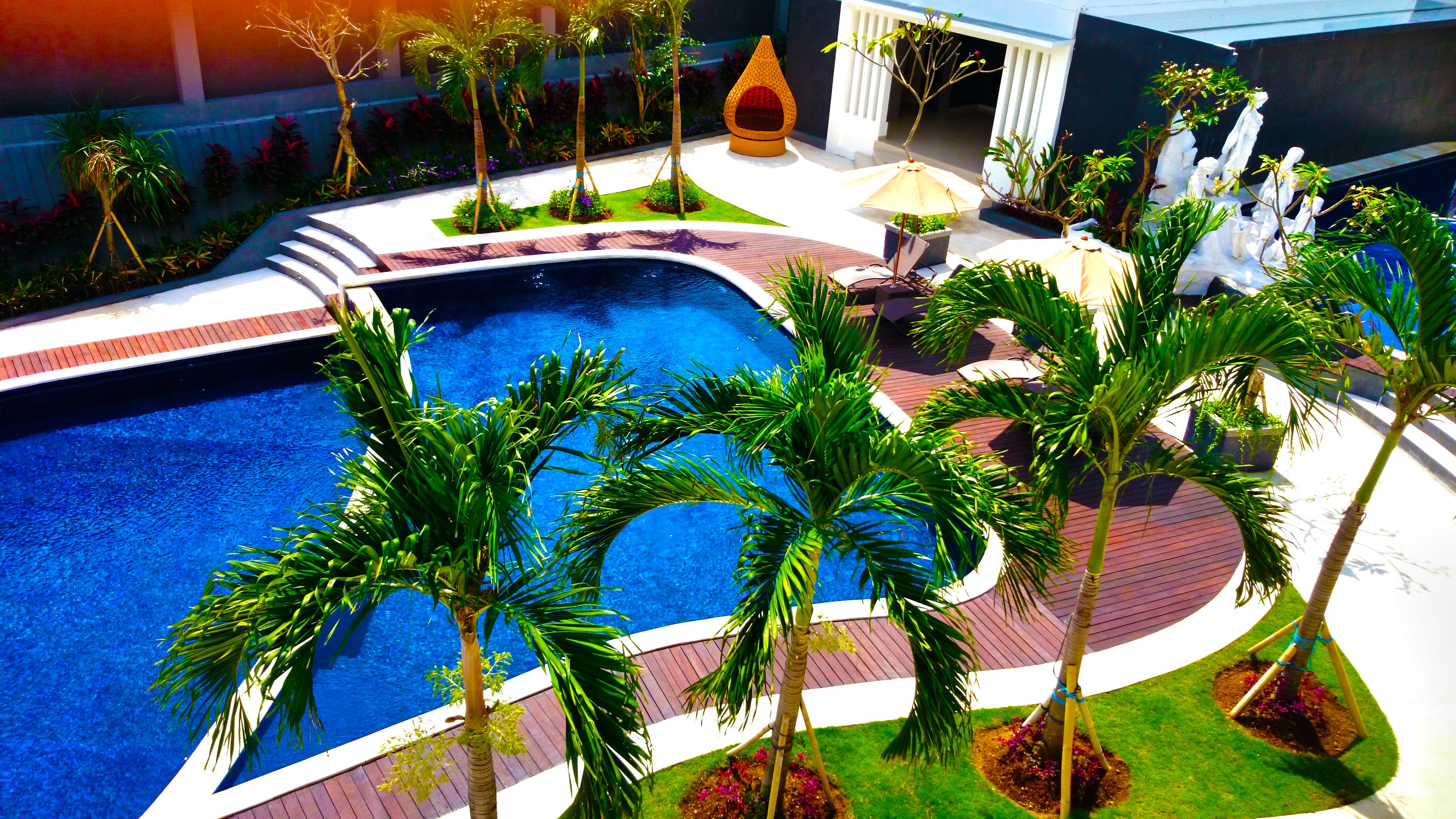 Luxotic Private Villa and Resort