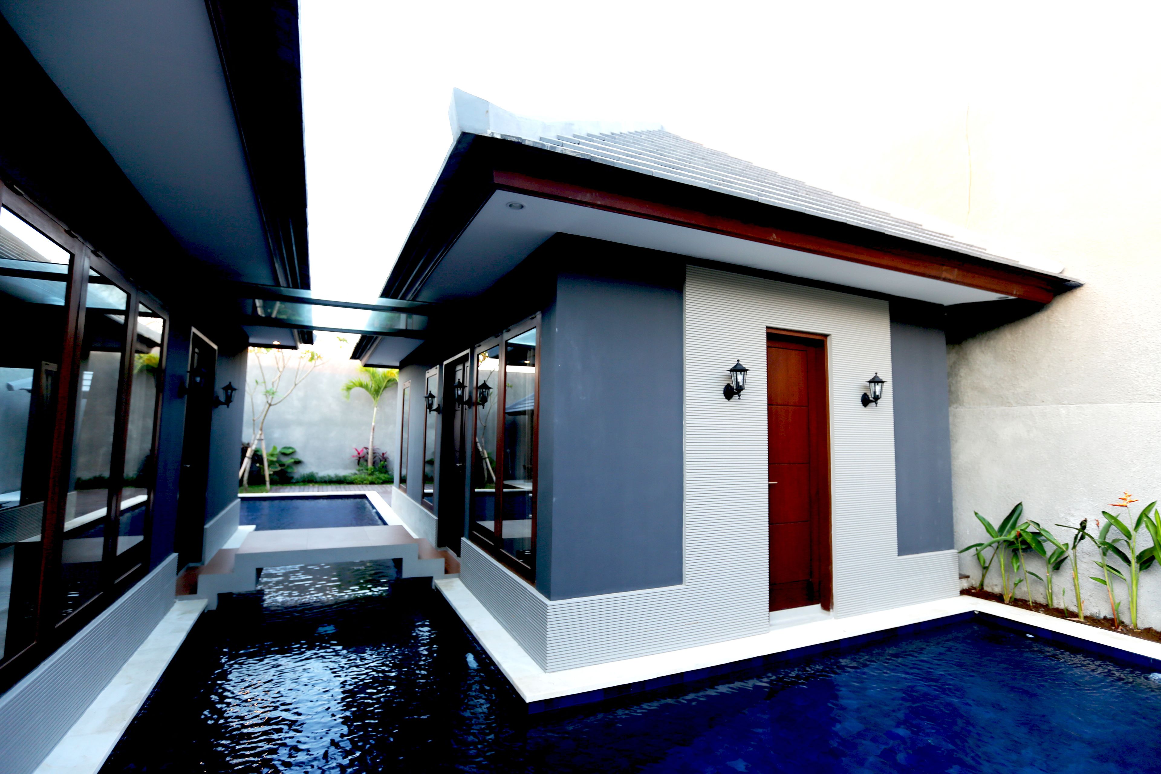 Luxotic Private Villa and Resort