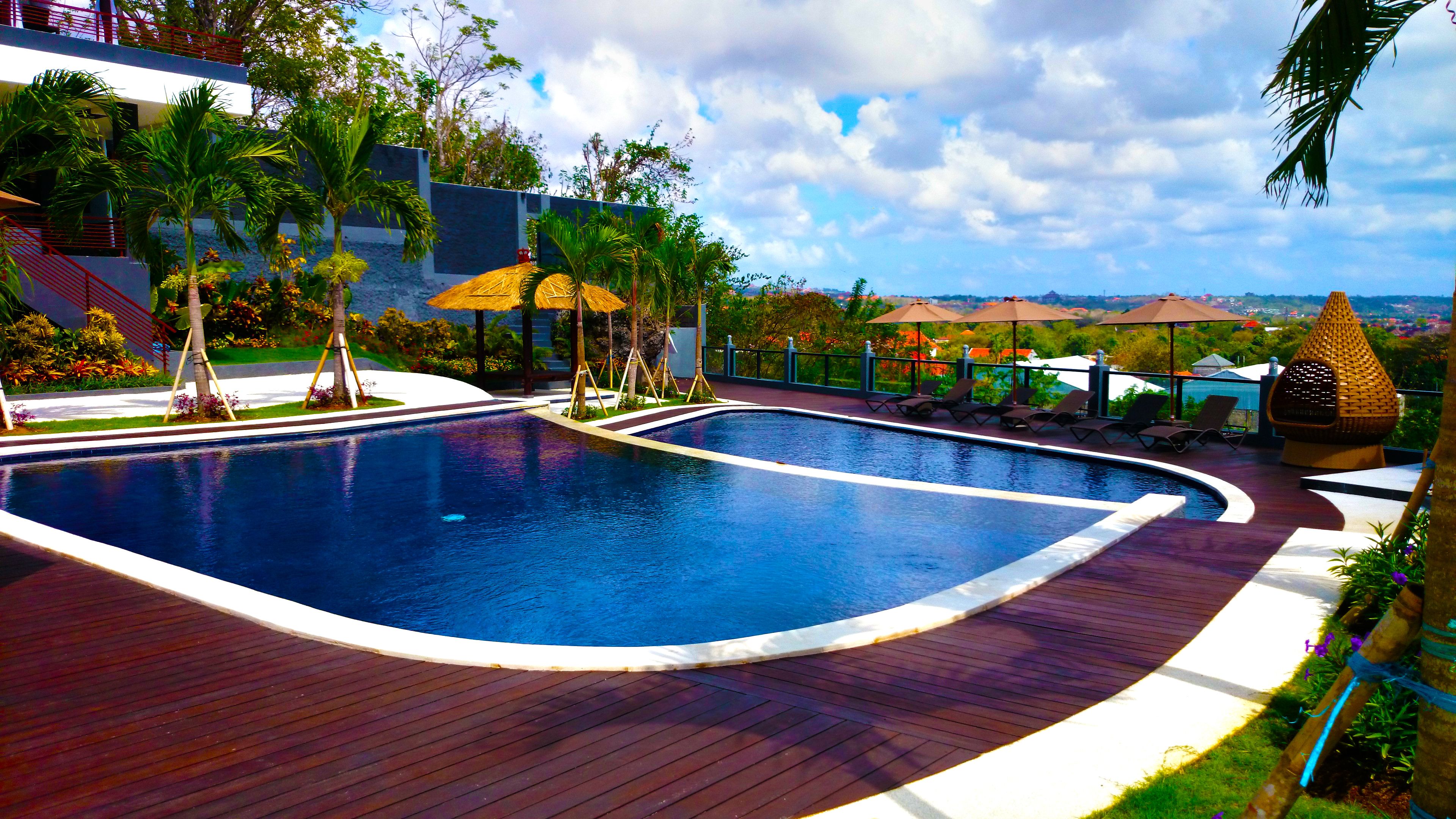 Luxotic Private Villa and Resort