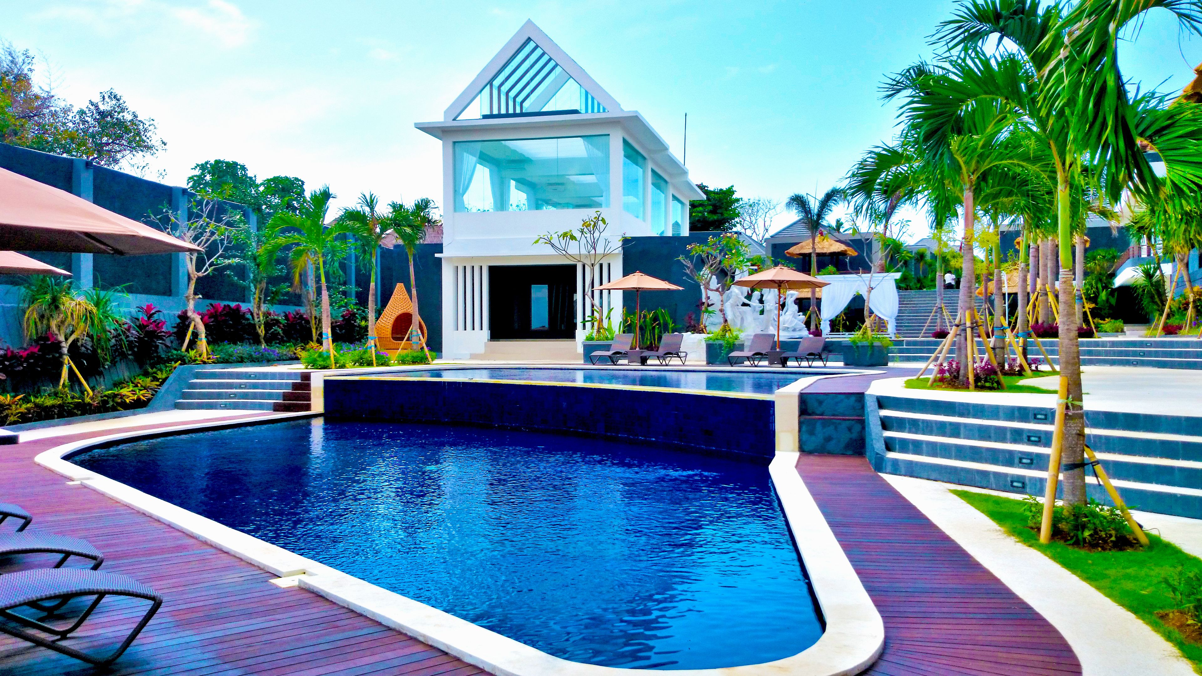 Luxotic Private Villa and Resort