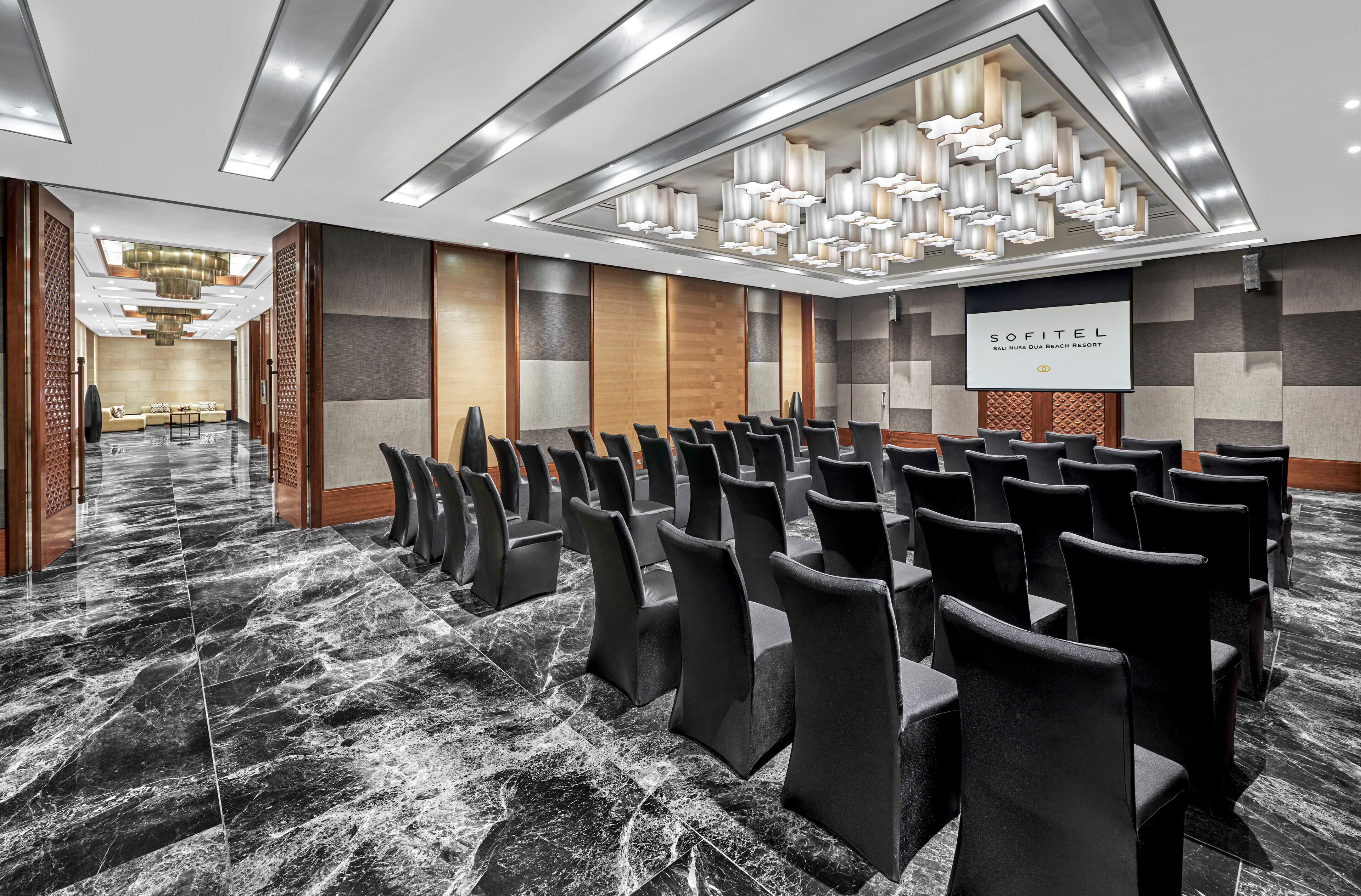 Suites & Villas At Sofitel Bali