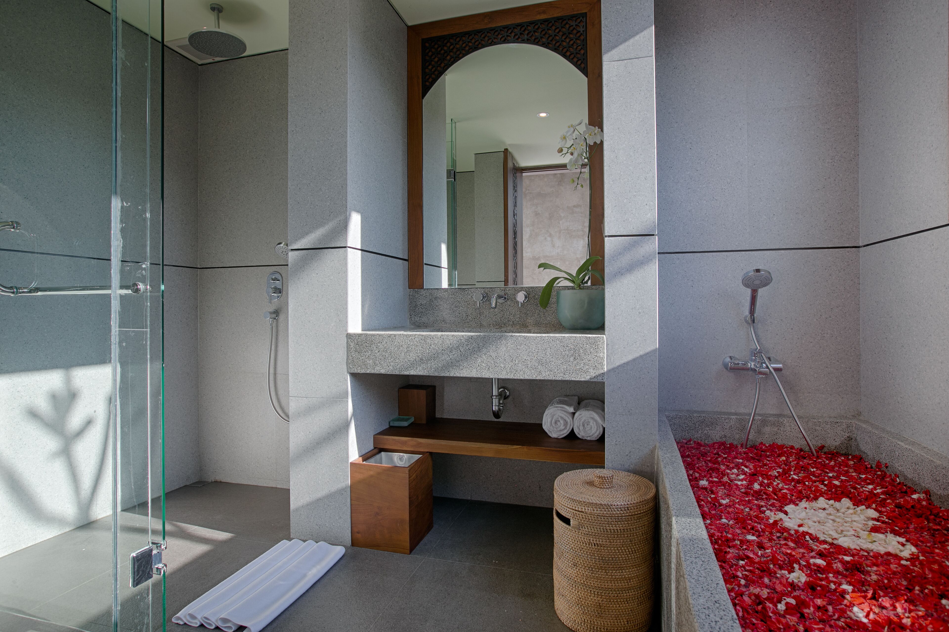 Taman Dharmawangsa Suites