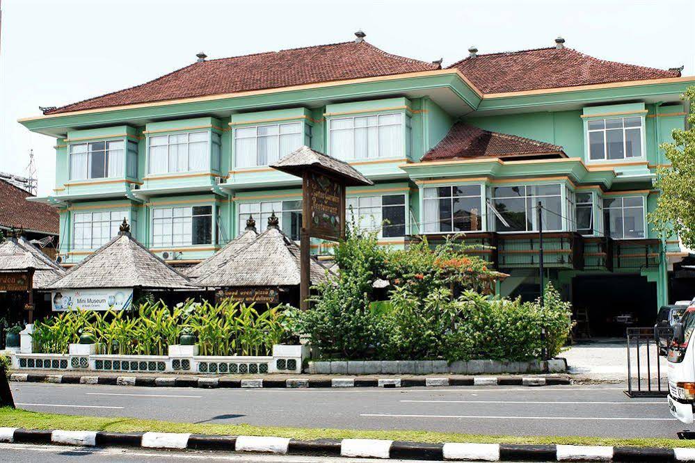 The Studio Inn
