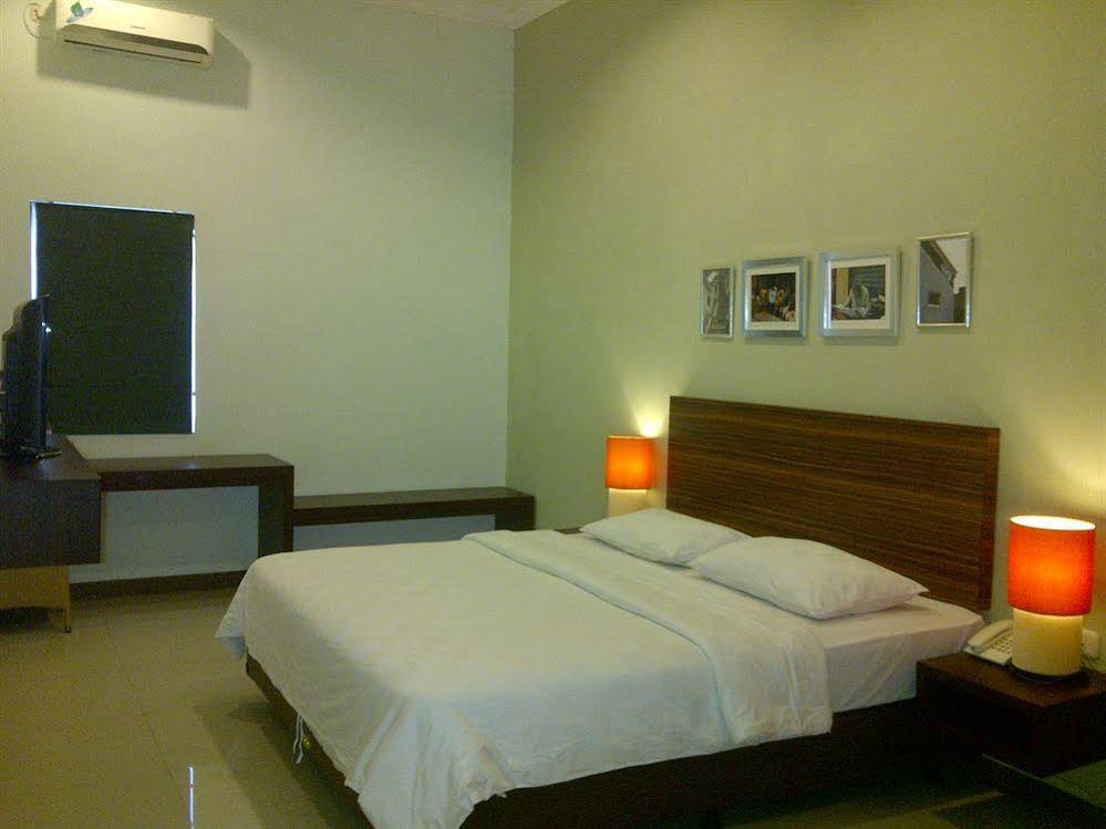 The Studio Inn