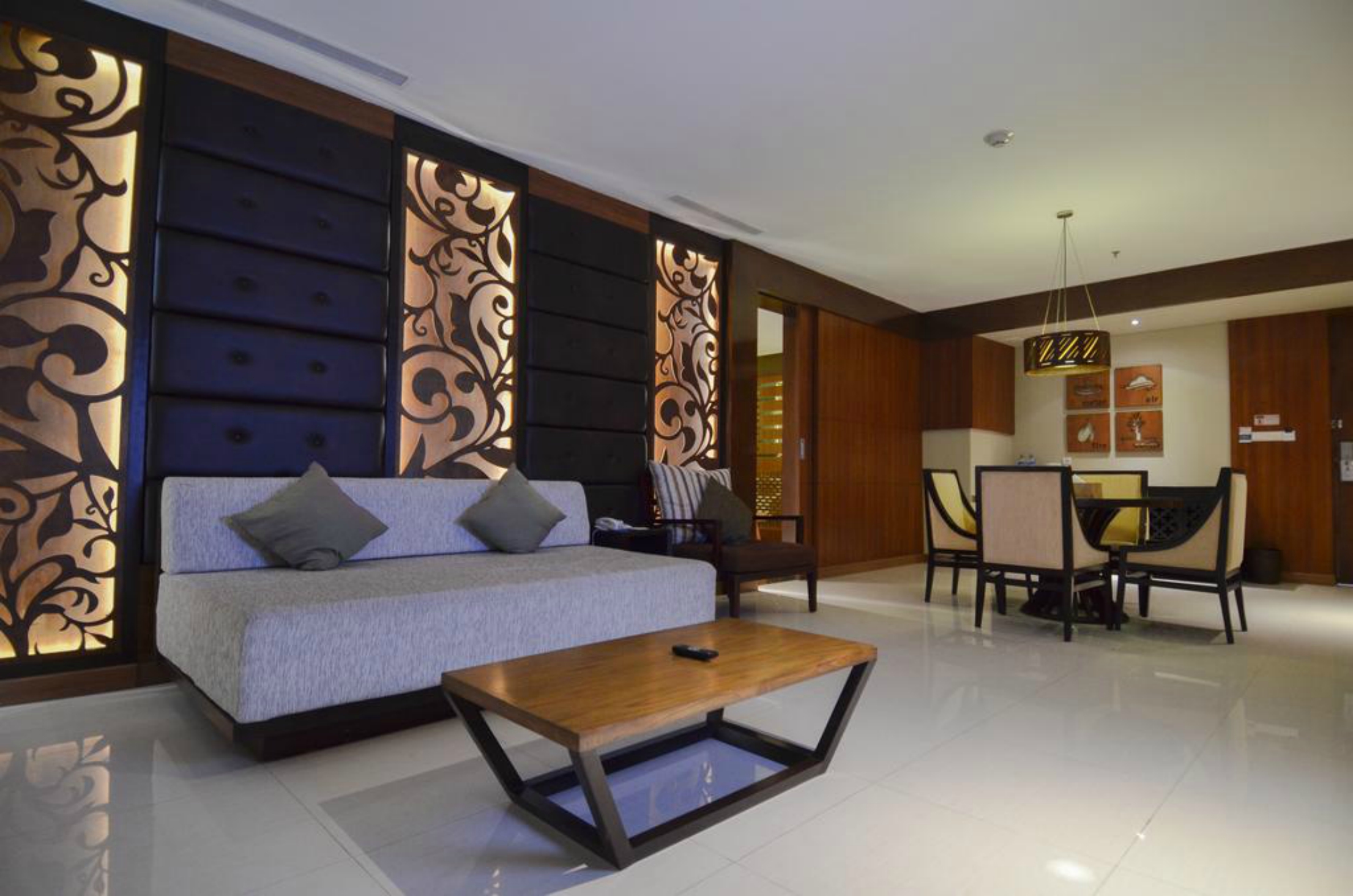 VOUK Hotel & Suites Bali