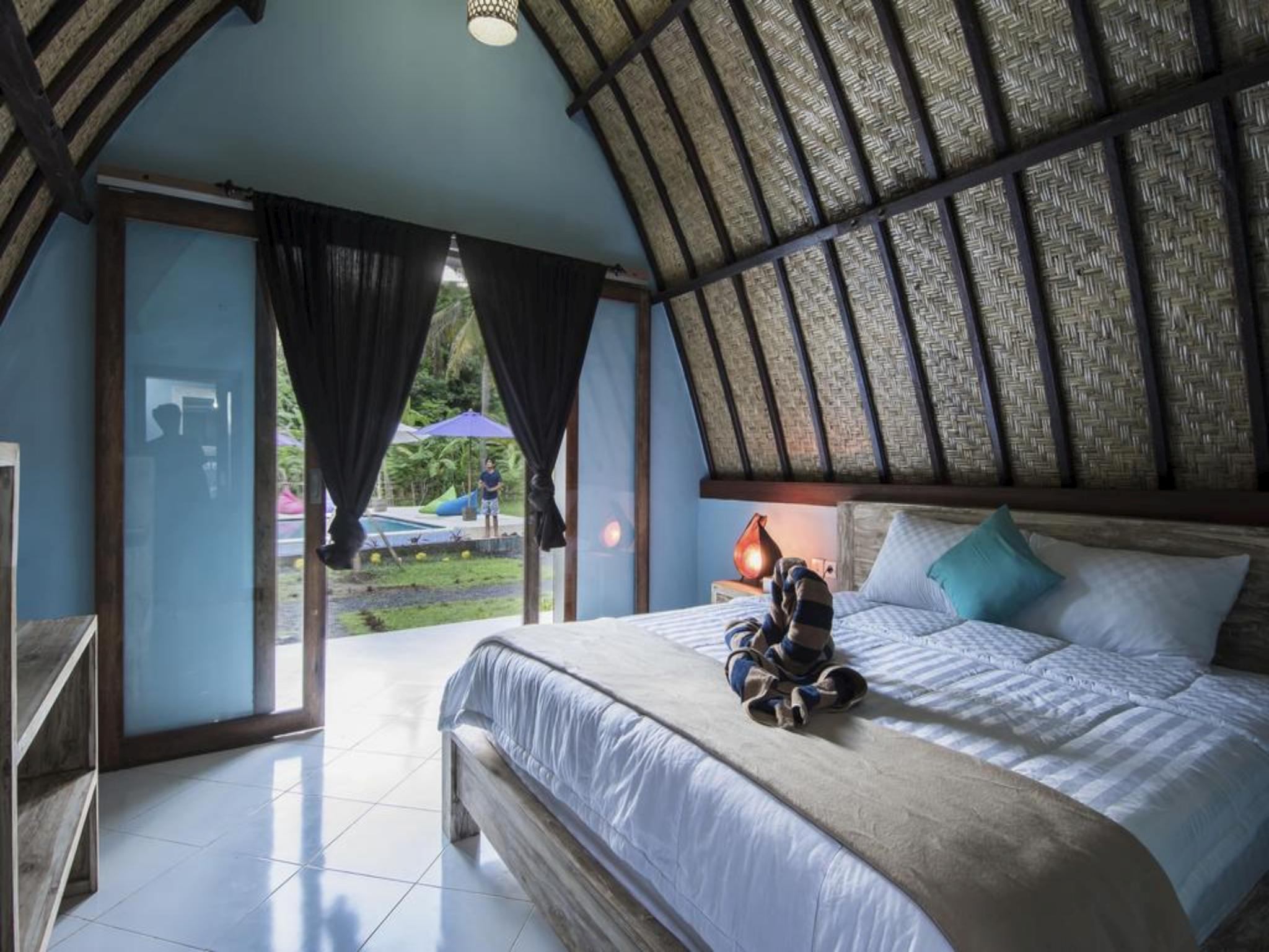 Apit Lawang Villas & Resto