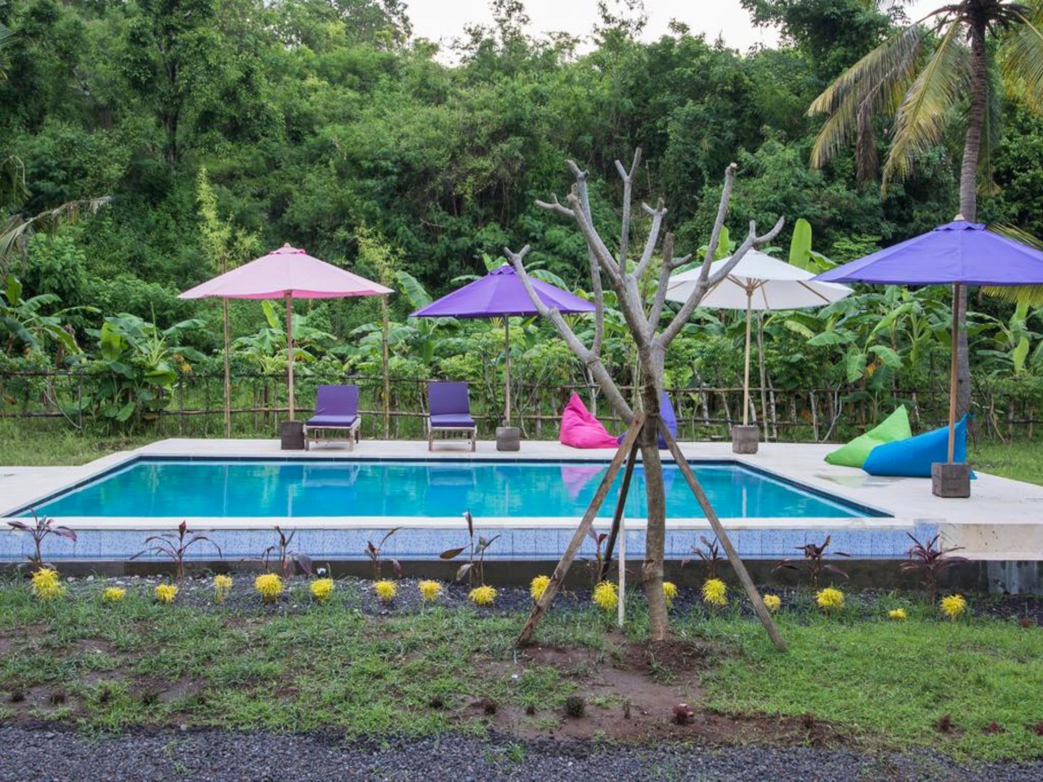Apit Lawang Villas & Resto