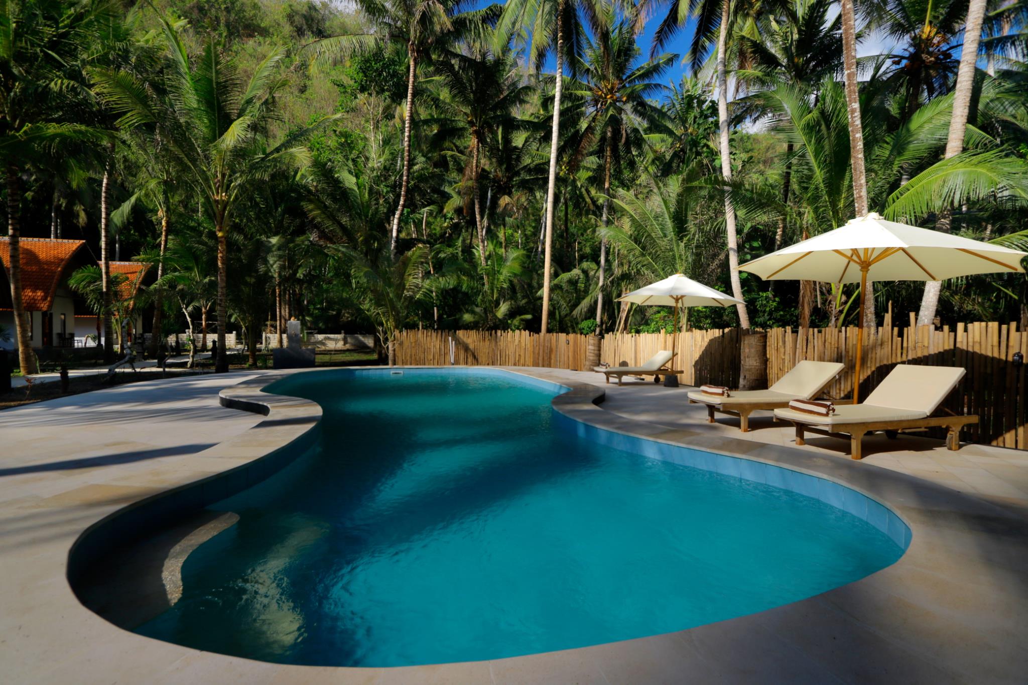 Crystal Bay Villa & Residence