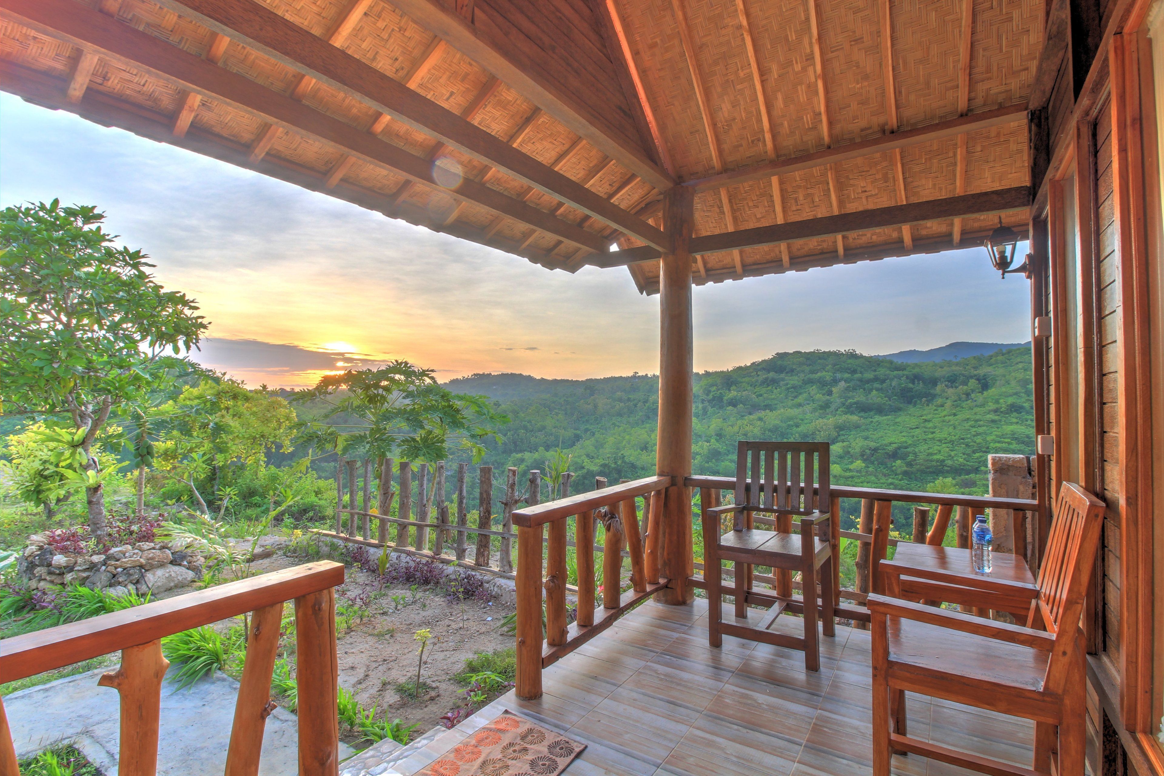 Ayu Hill Bungalows