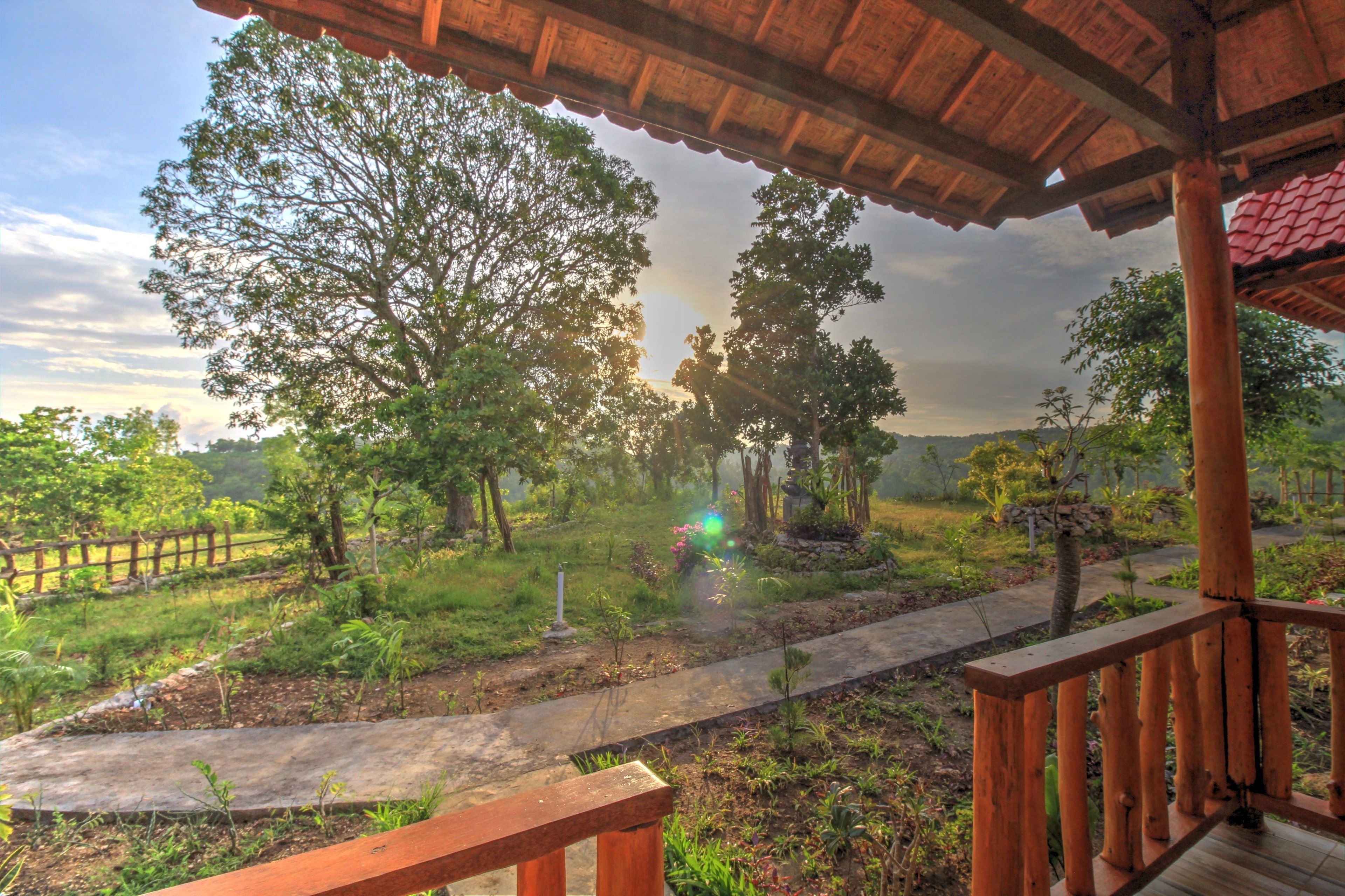 Ayu Hill Bungalows
