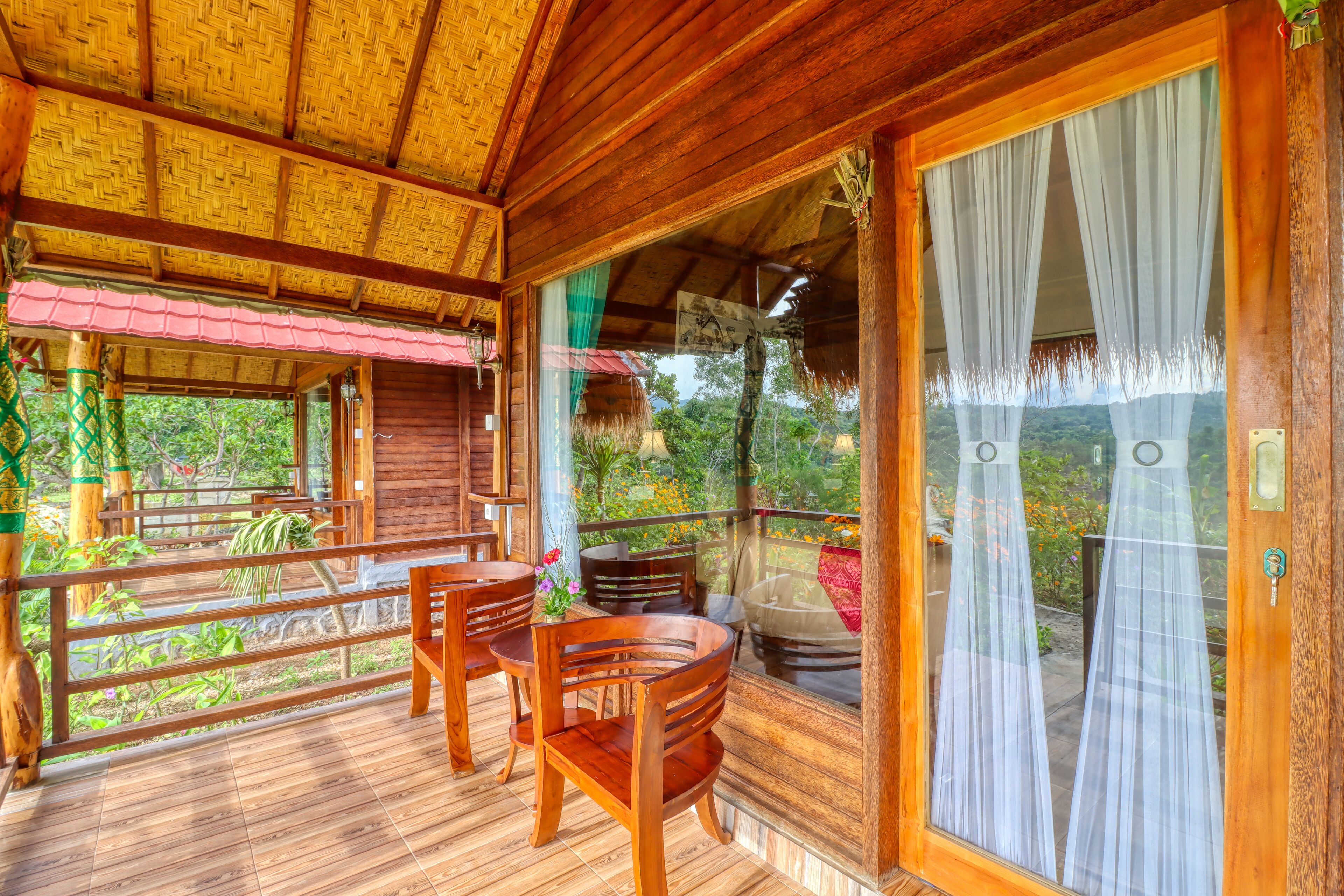 Ayu Hill Bungalows