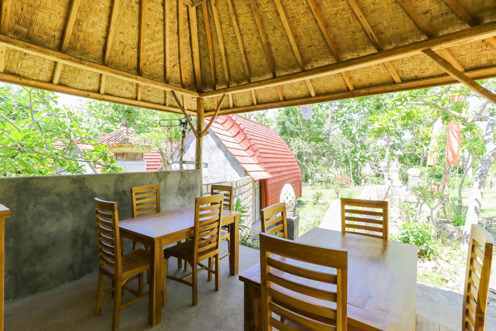 Bougainvillea Bungalow