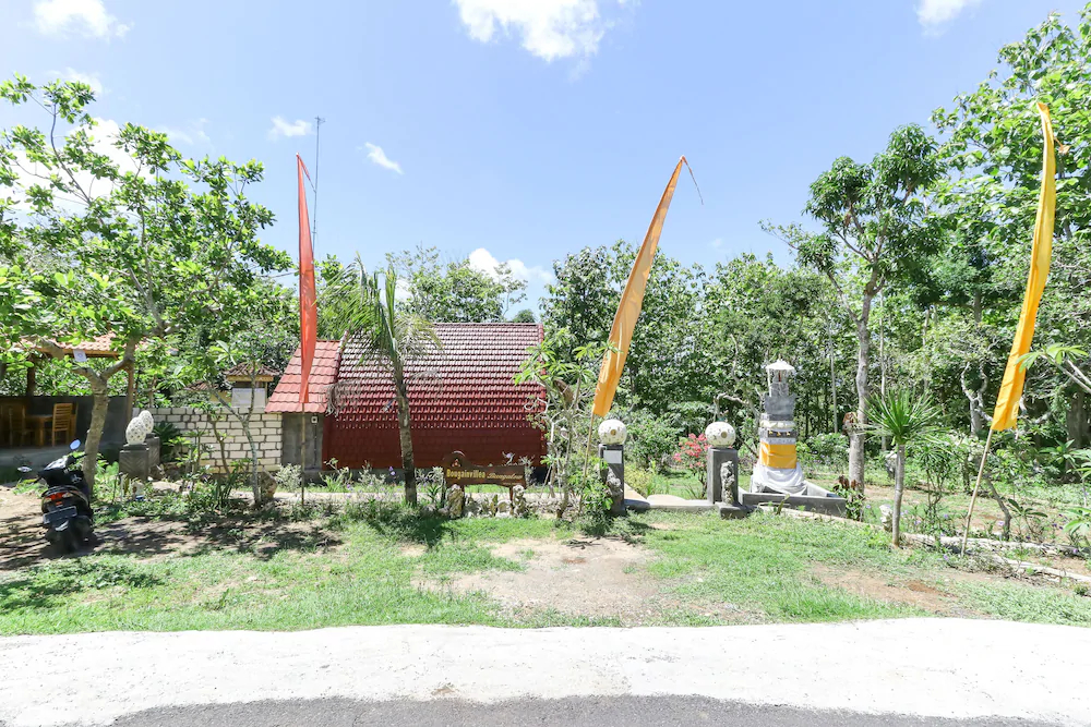 Bougainvillea Bungalow