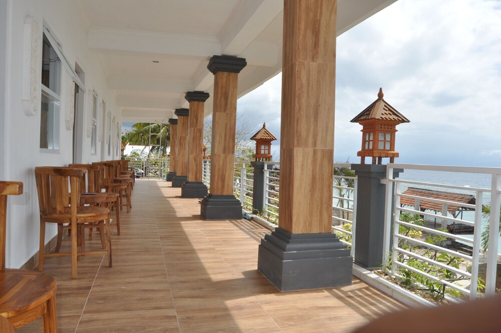 Cemaras Beach Homestay