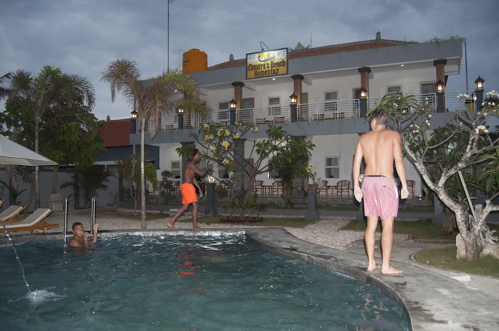 Cemaras Beach Homestay