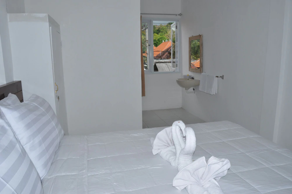 Cemaras Beach Homestay