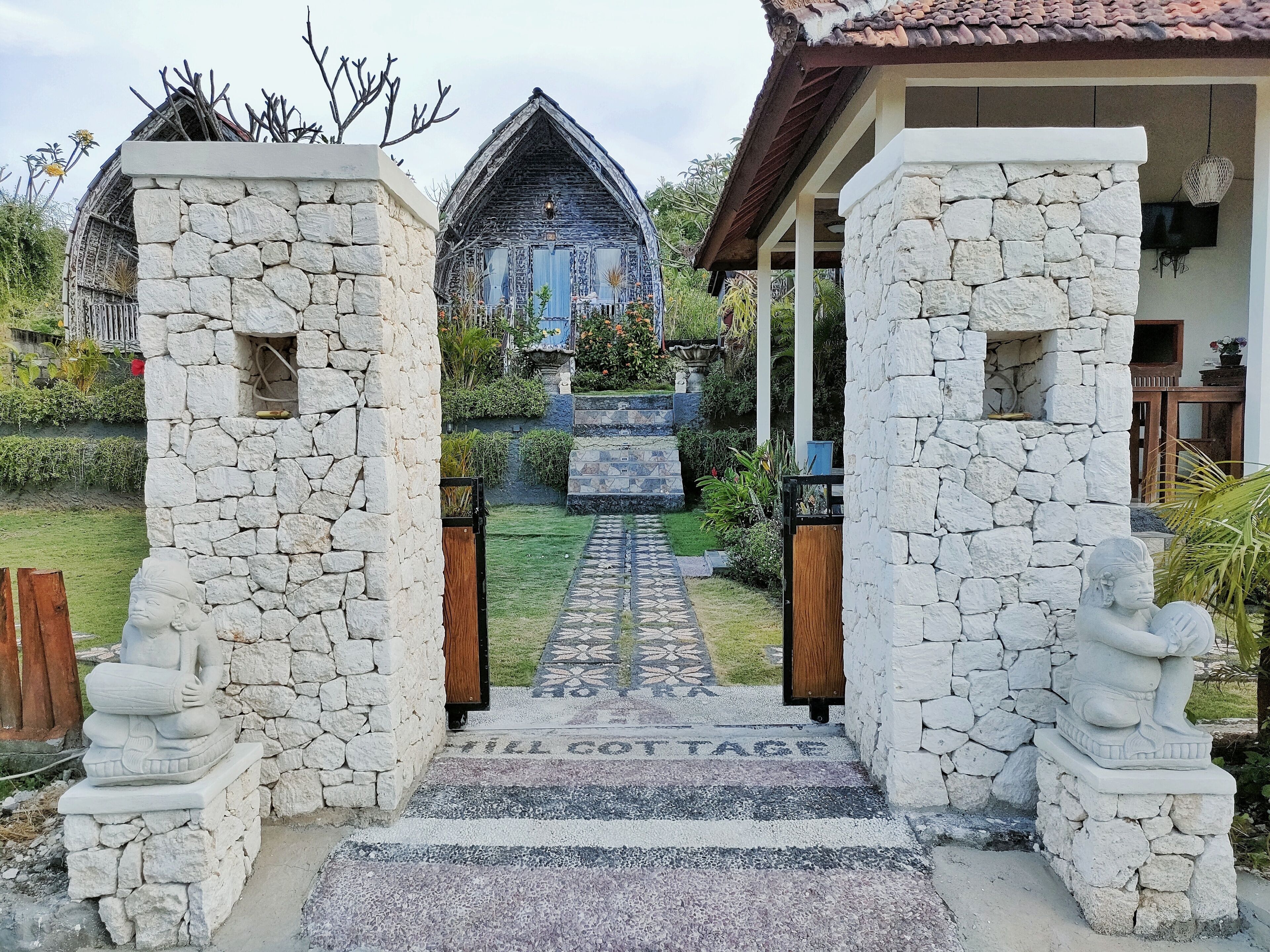 Hotra Hill Cottage